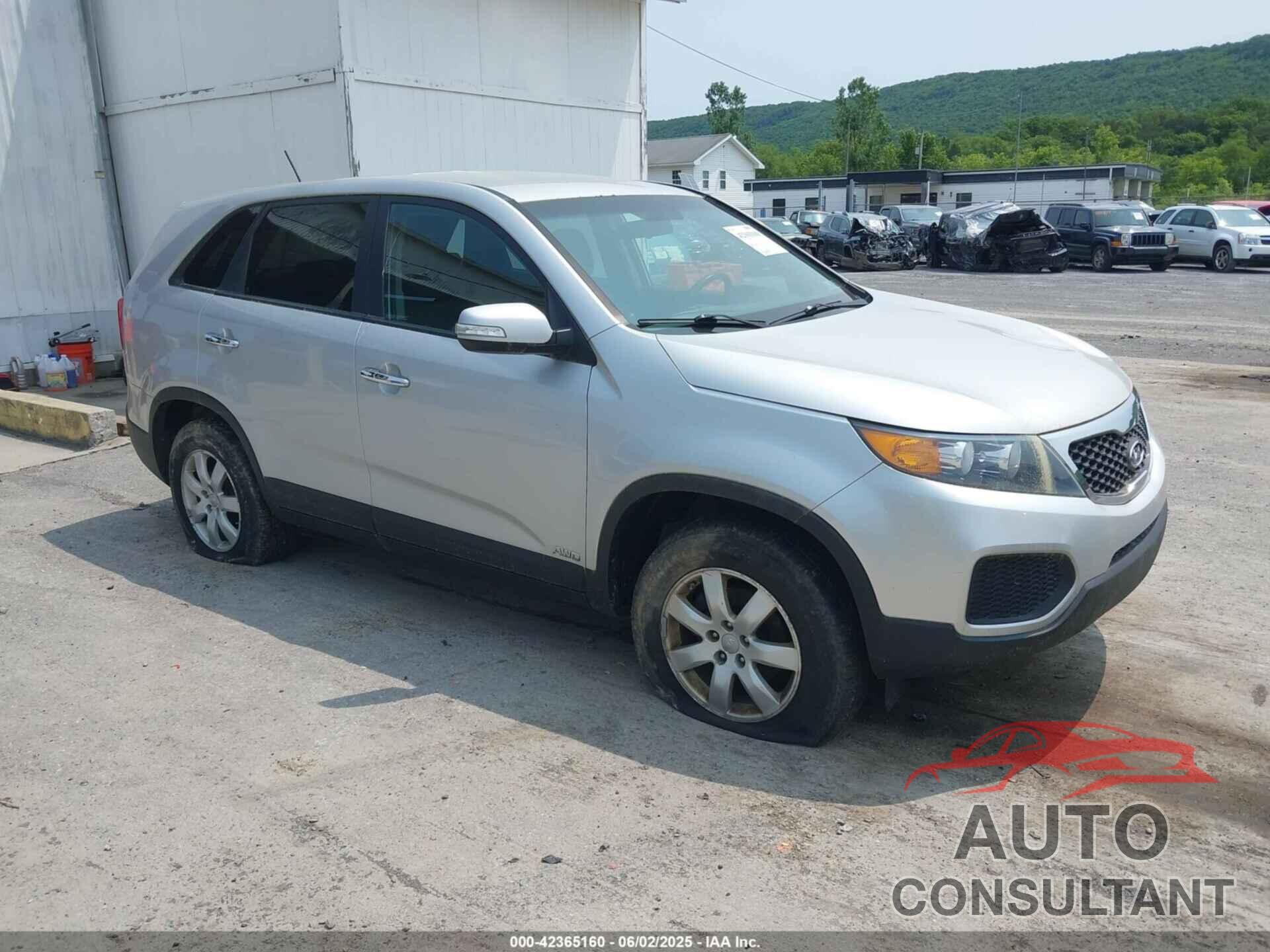 KIA SORENTO 2012 - 5XYKTCA67CG250306