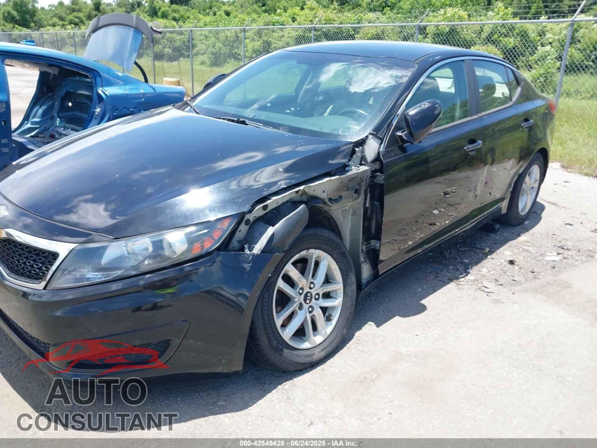 KIA OPTIMA 2011 - KNAGM4A76B5154804