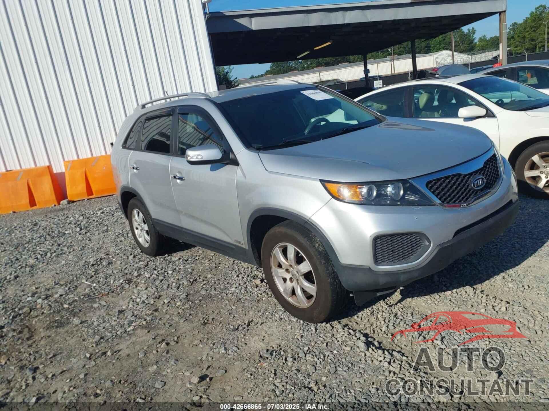 KIA SORENTO 2013 - 5XYKTDA23DG349628