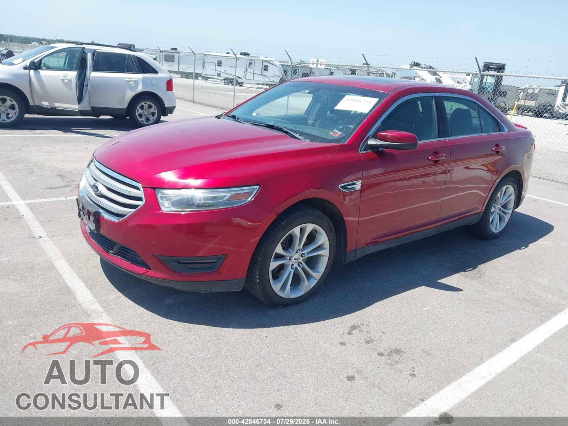 FORD TAURUS 2013 - 1FAHP2E82DG157427