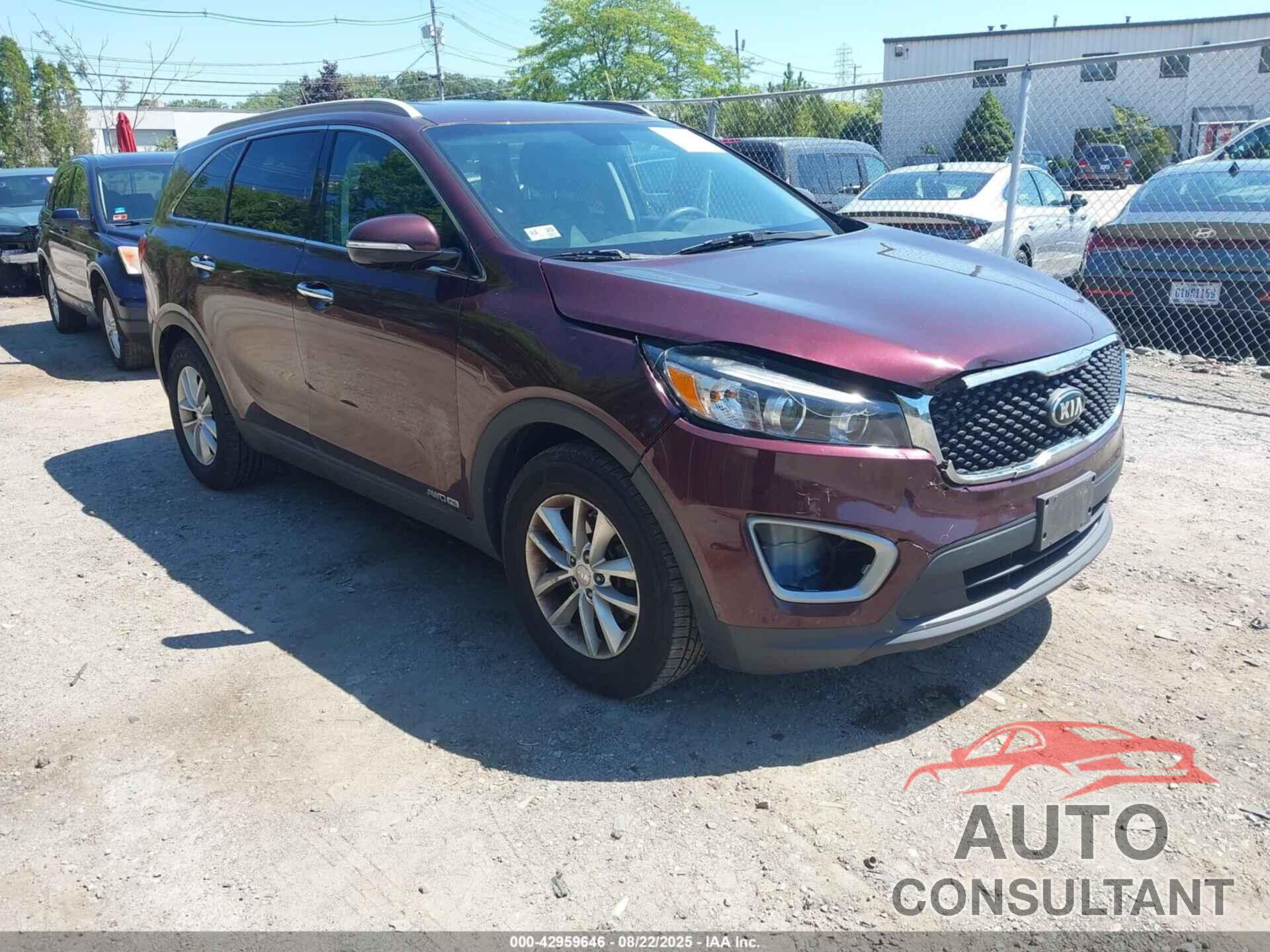 KIA SORENTO 2017 - 5XYPGDA54HG225930