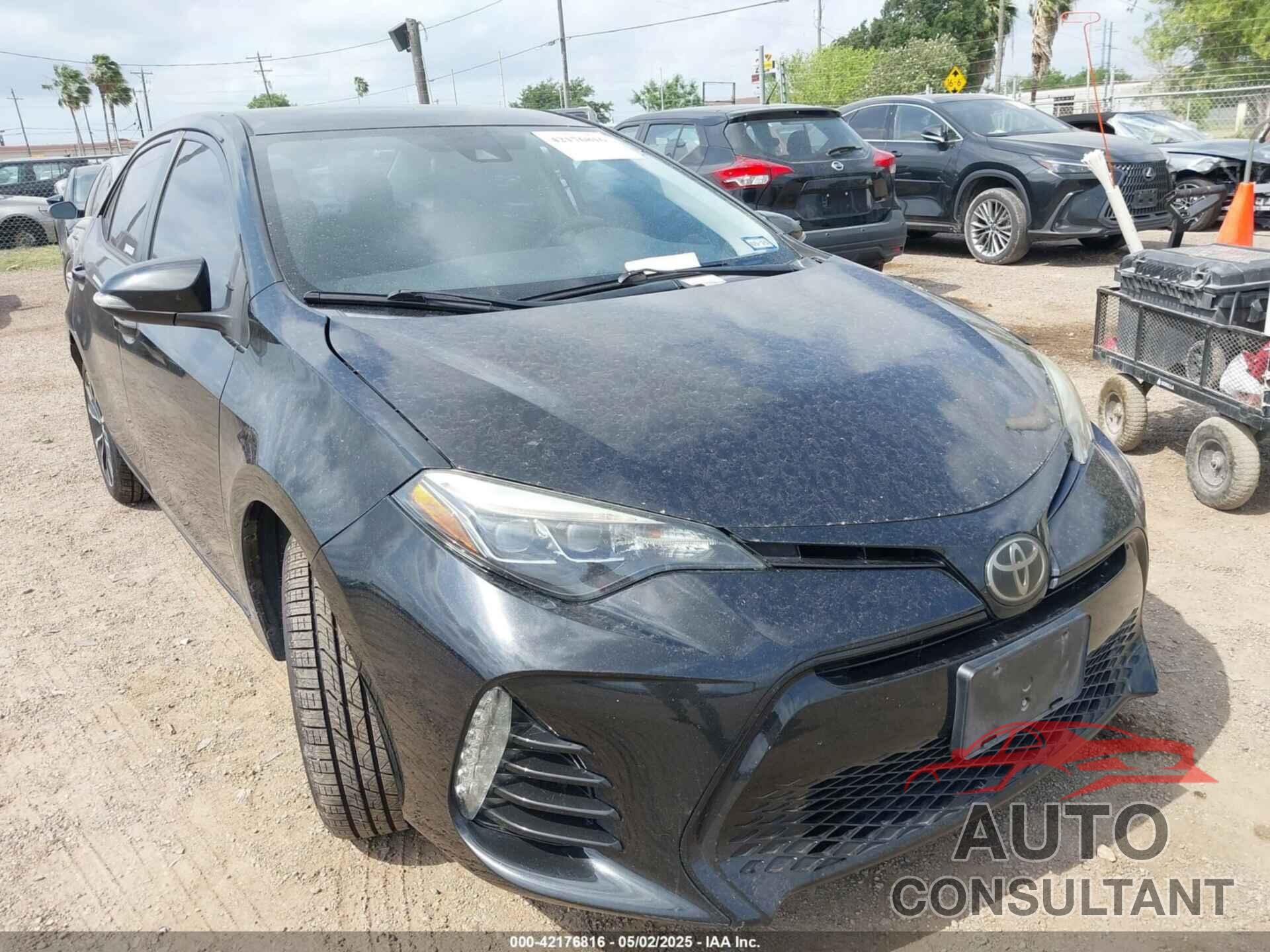 TOYOTA COROLLA 2018 - 5YFBURHE1JP749401