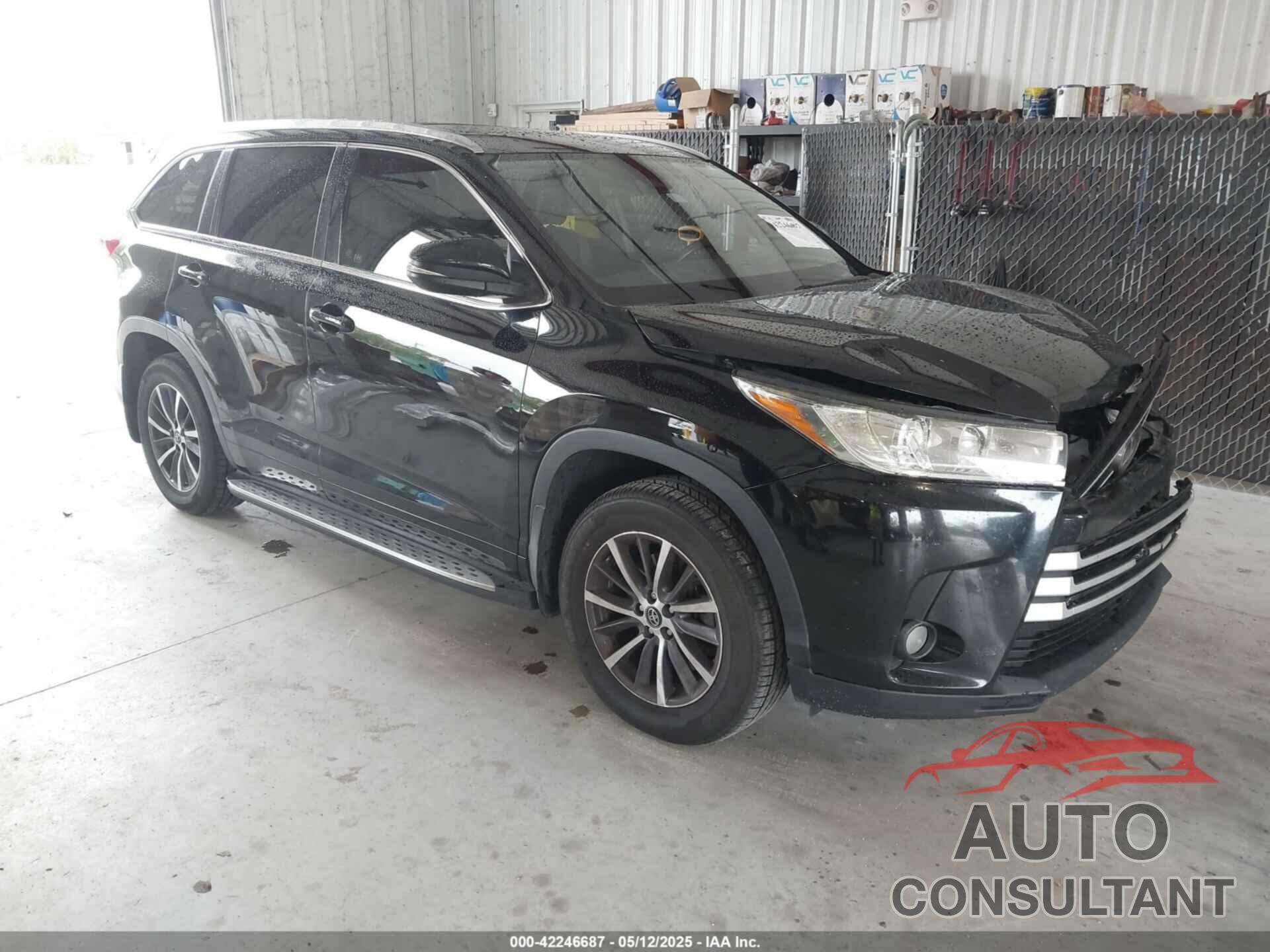 TOYOTA HIGHLANDER 2018 - 5TDJZRFH5JS532919