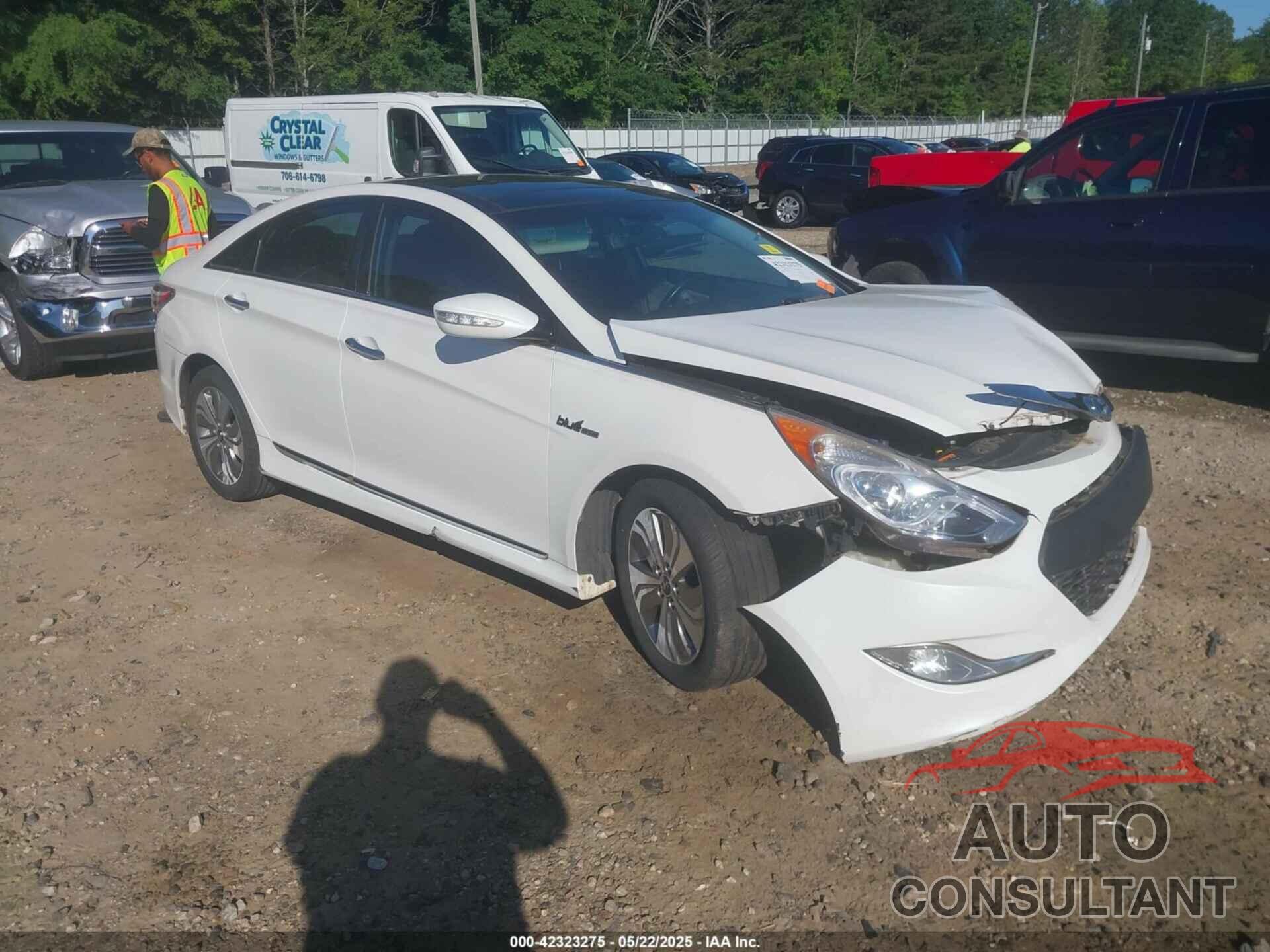 HYUNDAI SONATA HYBRID 2015 - KMHEC4A46FA135519