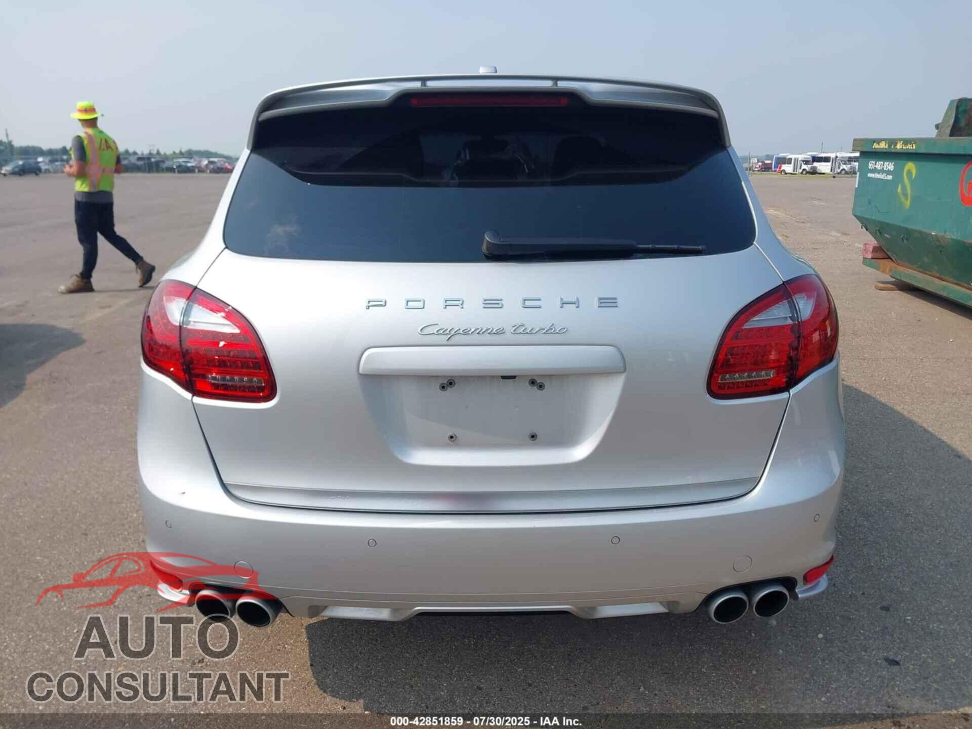 PORSCHE CAYENNE 2012 - WP1AC2A2XCLA84871