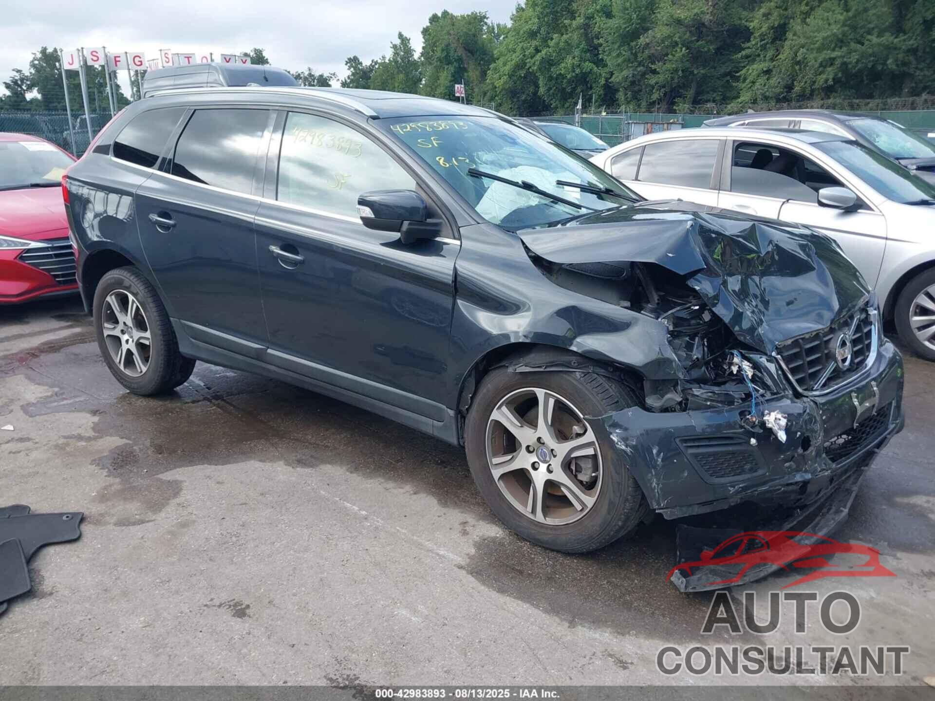VOLVO XC60 2012 - YV4902DZ0C2302180