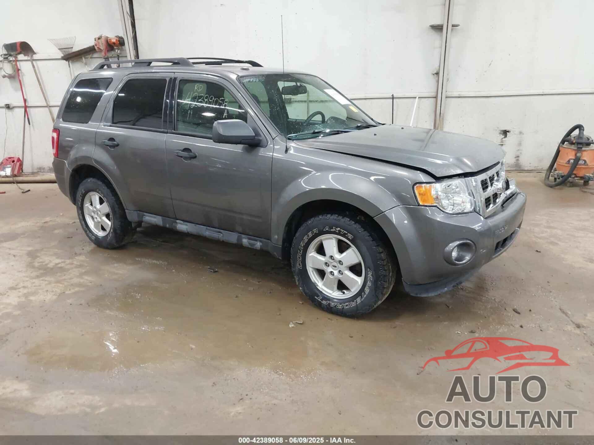 FORD ESCAPE 2011 - 1FMCU9DG7BKB21690