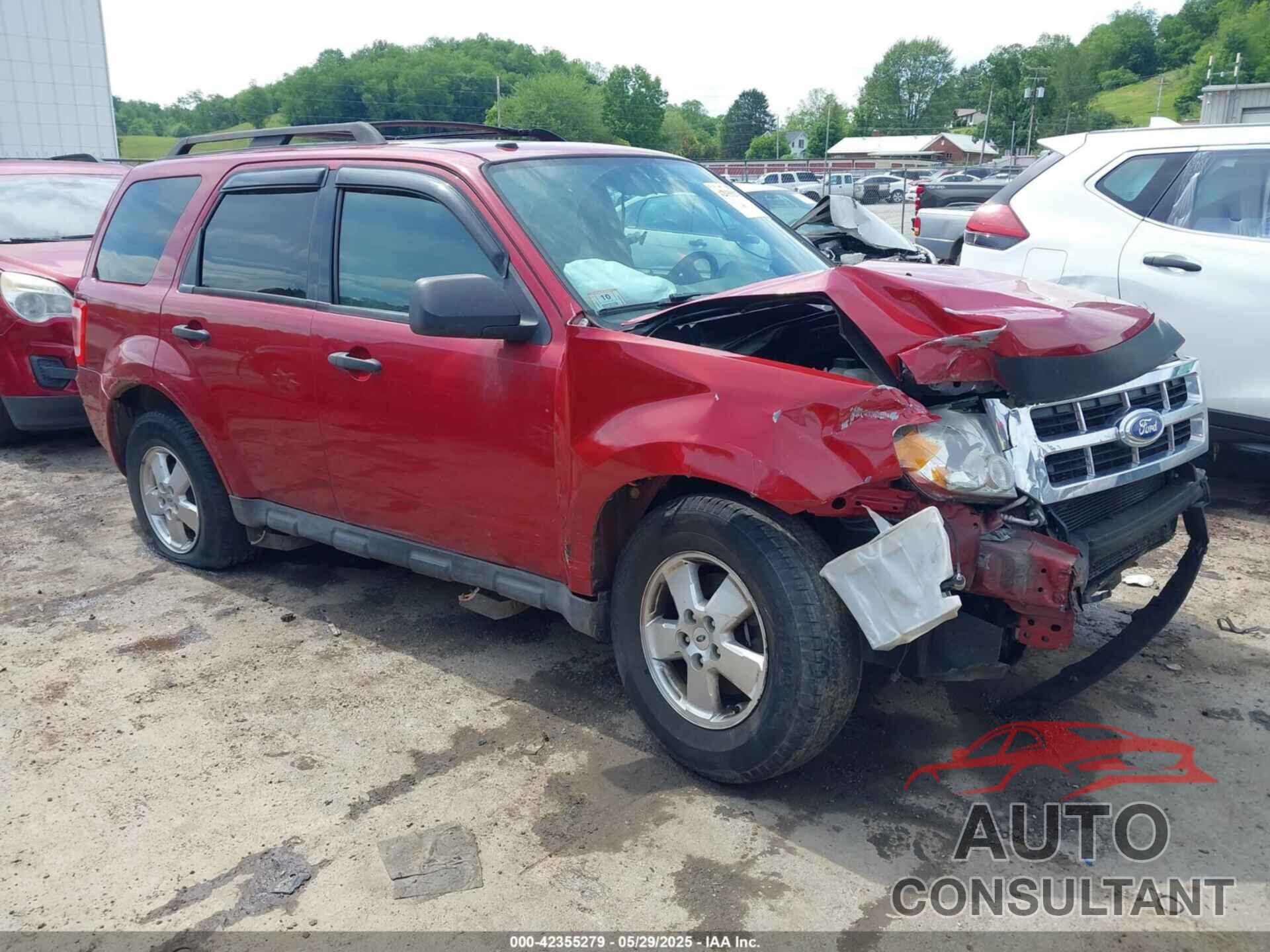 FORD ESCAPE 2011 - 1FMCU9DG3BKC21057