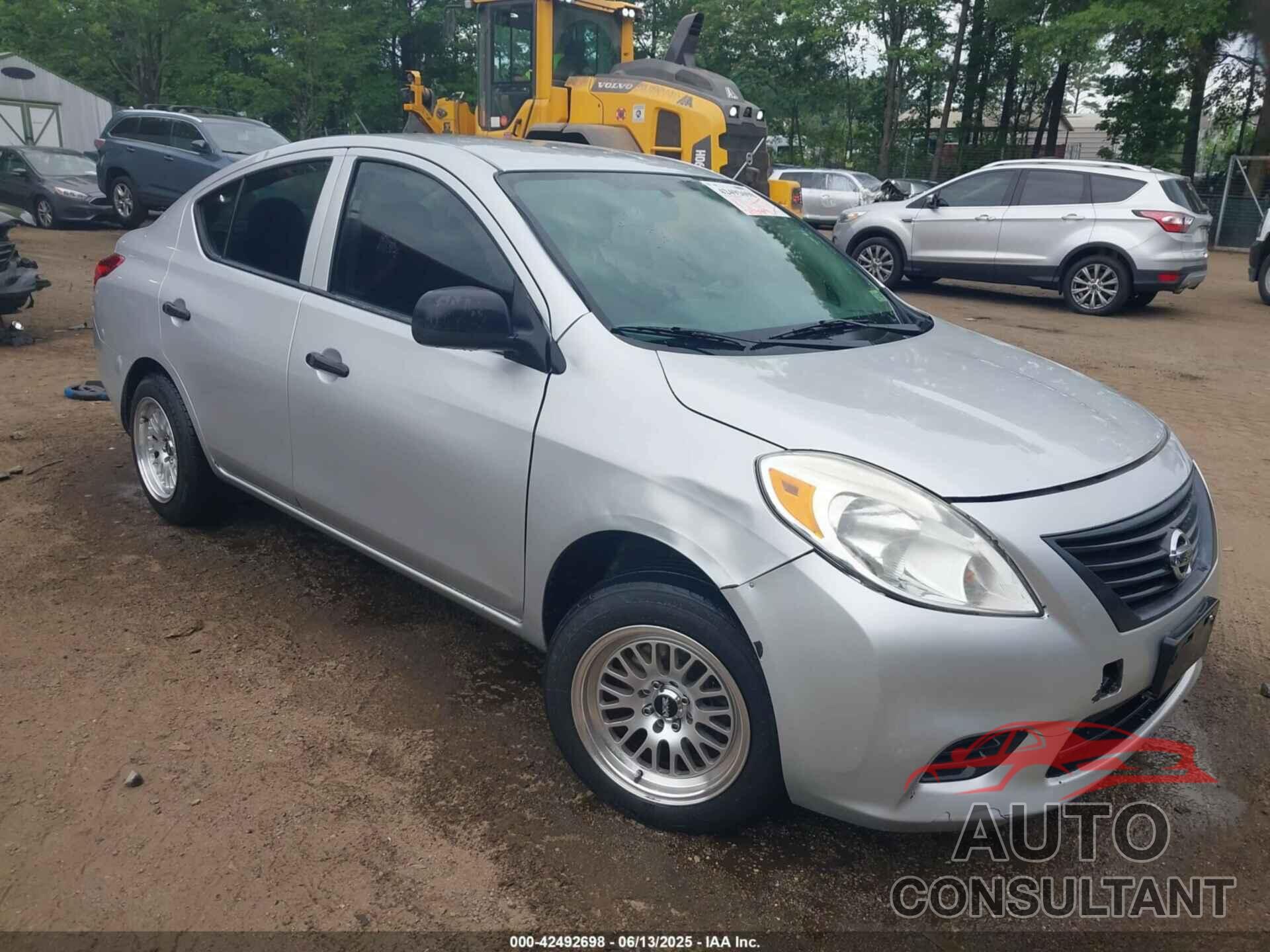 NISSAN VERSA 2014 - 3N1CN7APXEL804340