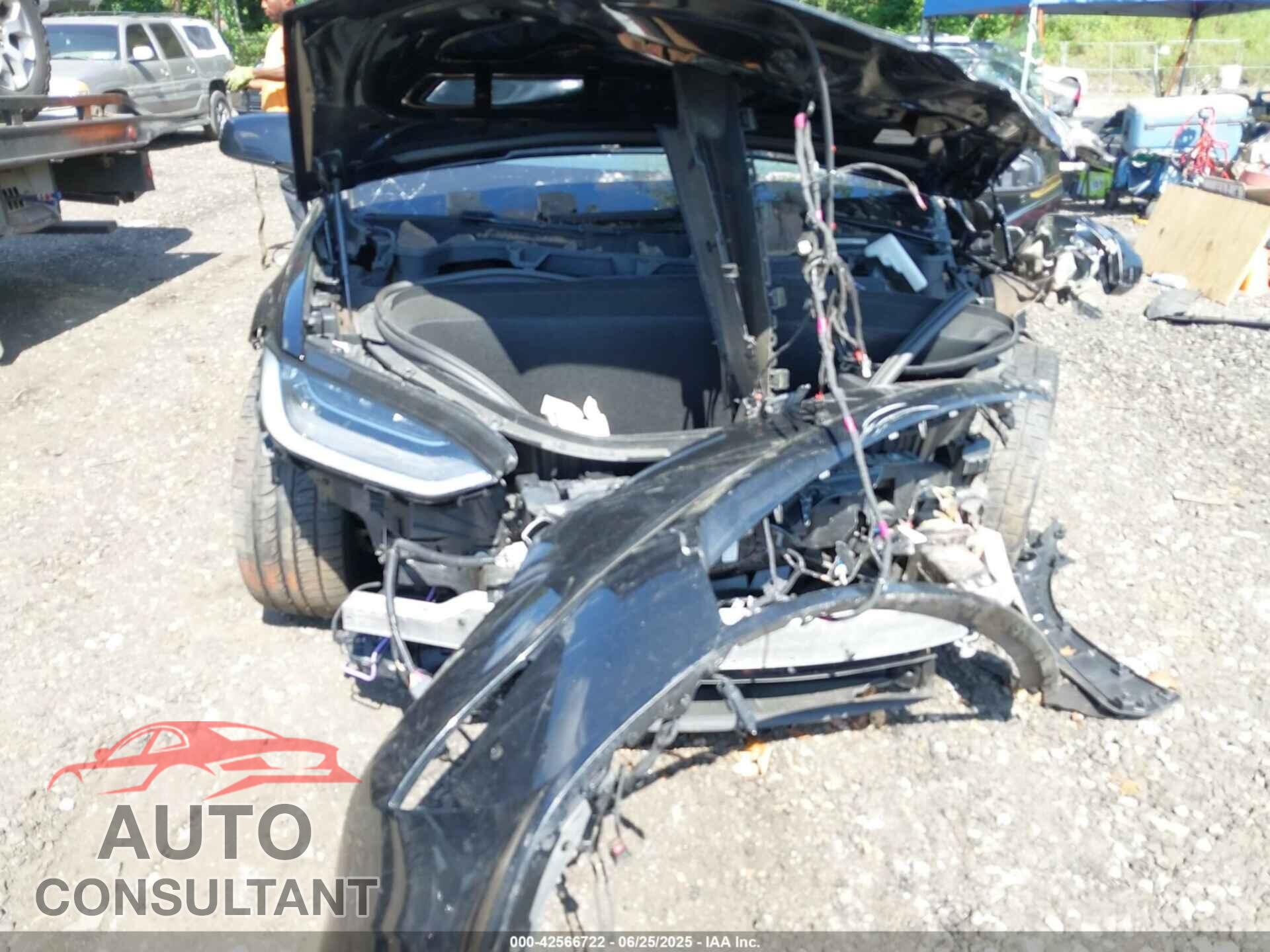 TESLA MODEL X 2022 - 7SAXCBE68NF344489