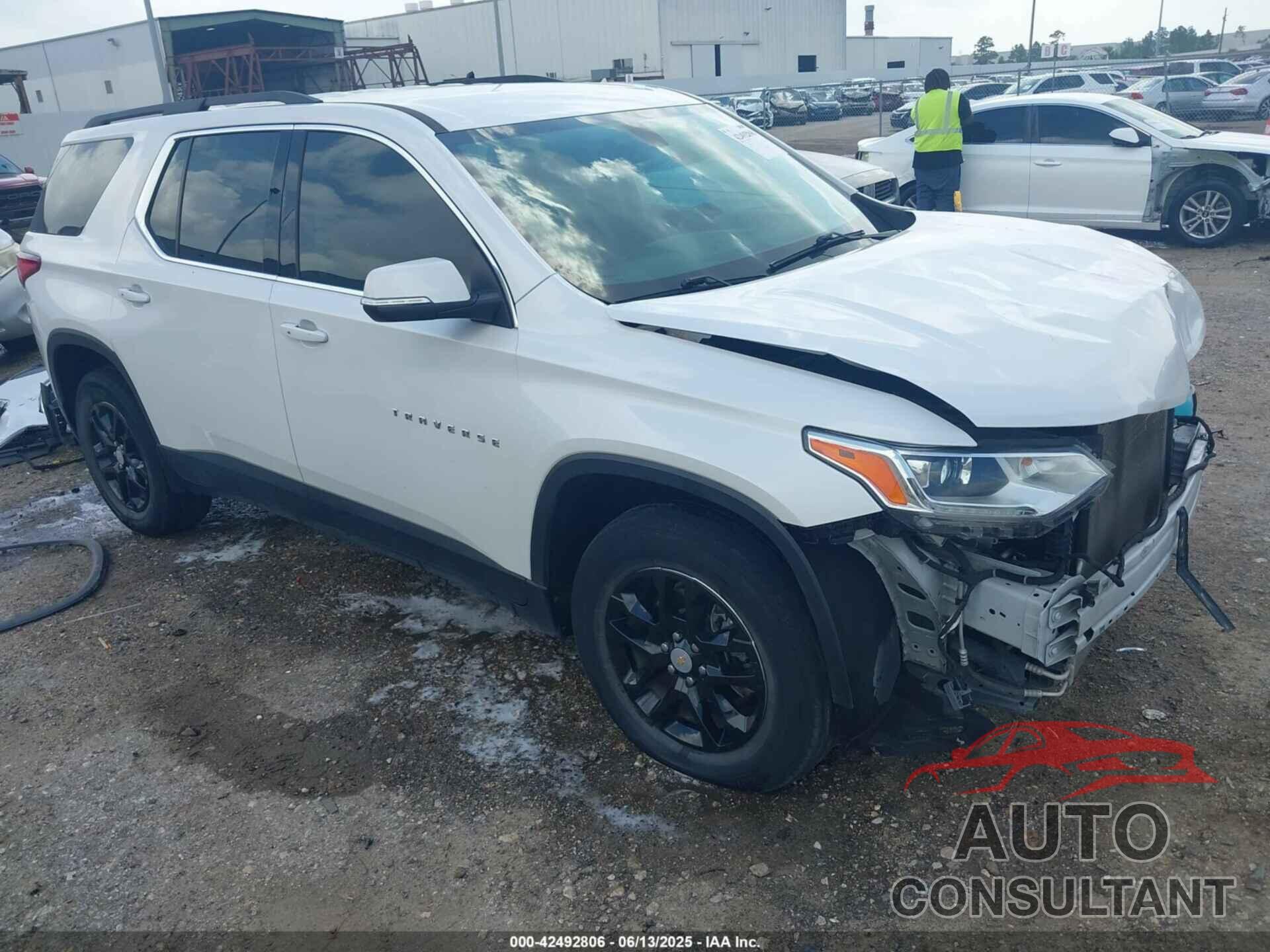CHEVROLET TRAVERSE 2021 - 1GNEVGKW0MJ211630