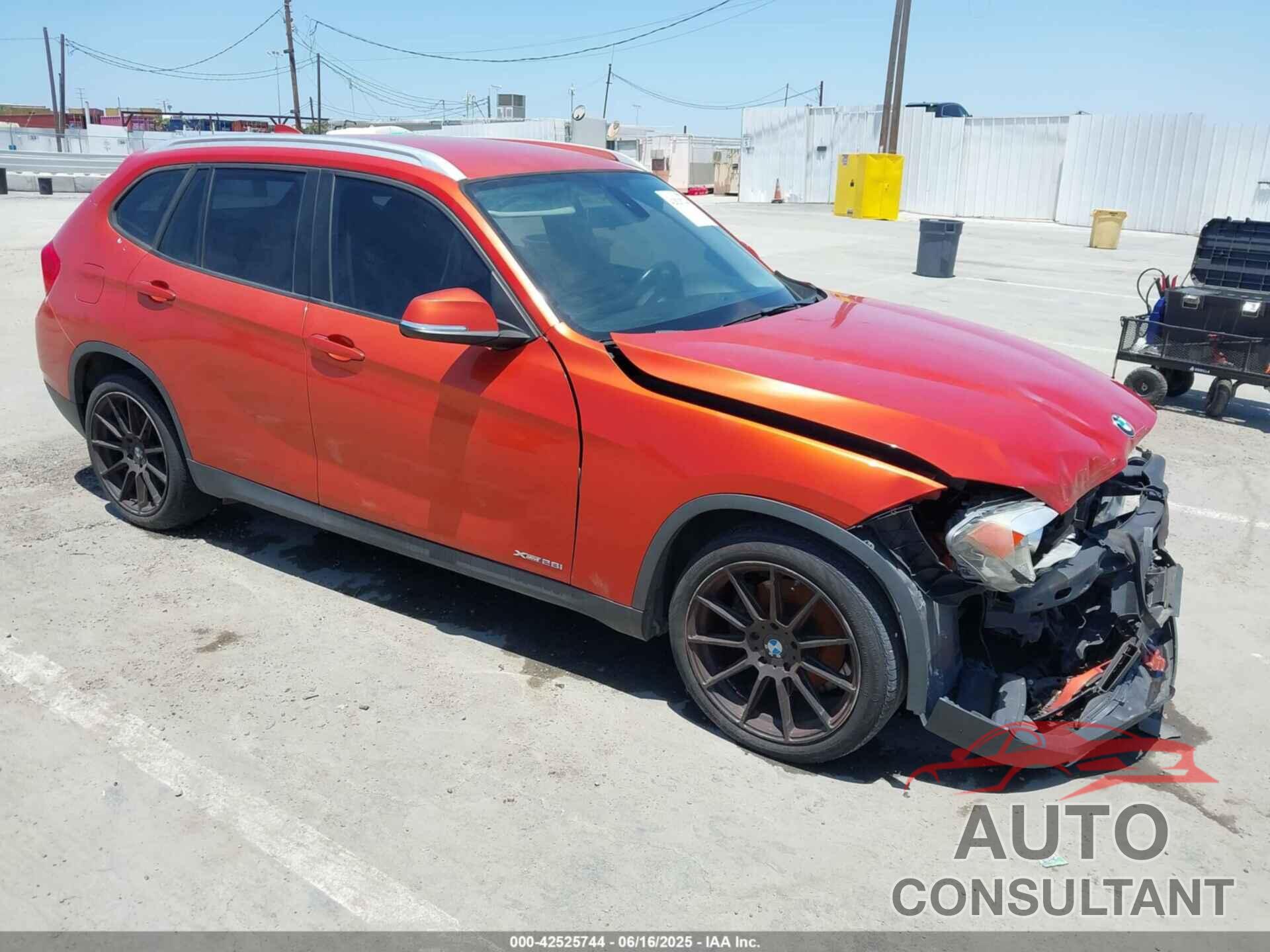 BMW X1 2013 - WBAVM1C51DVW42255