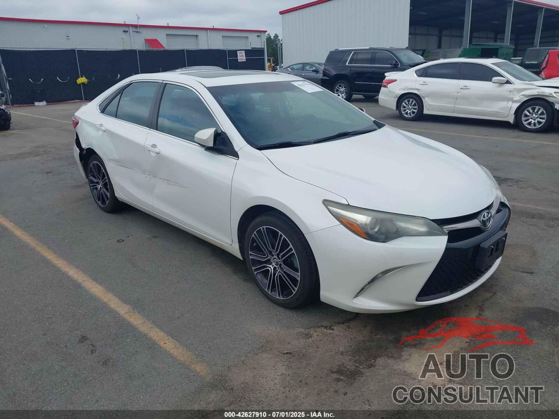 TOYOTA CAMRY 2016 - 4T1BF1FK3GU183754