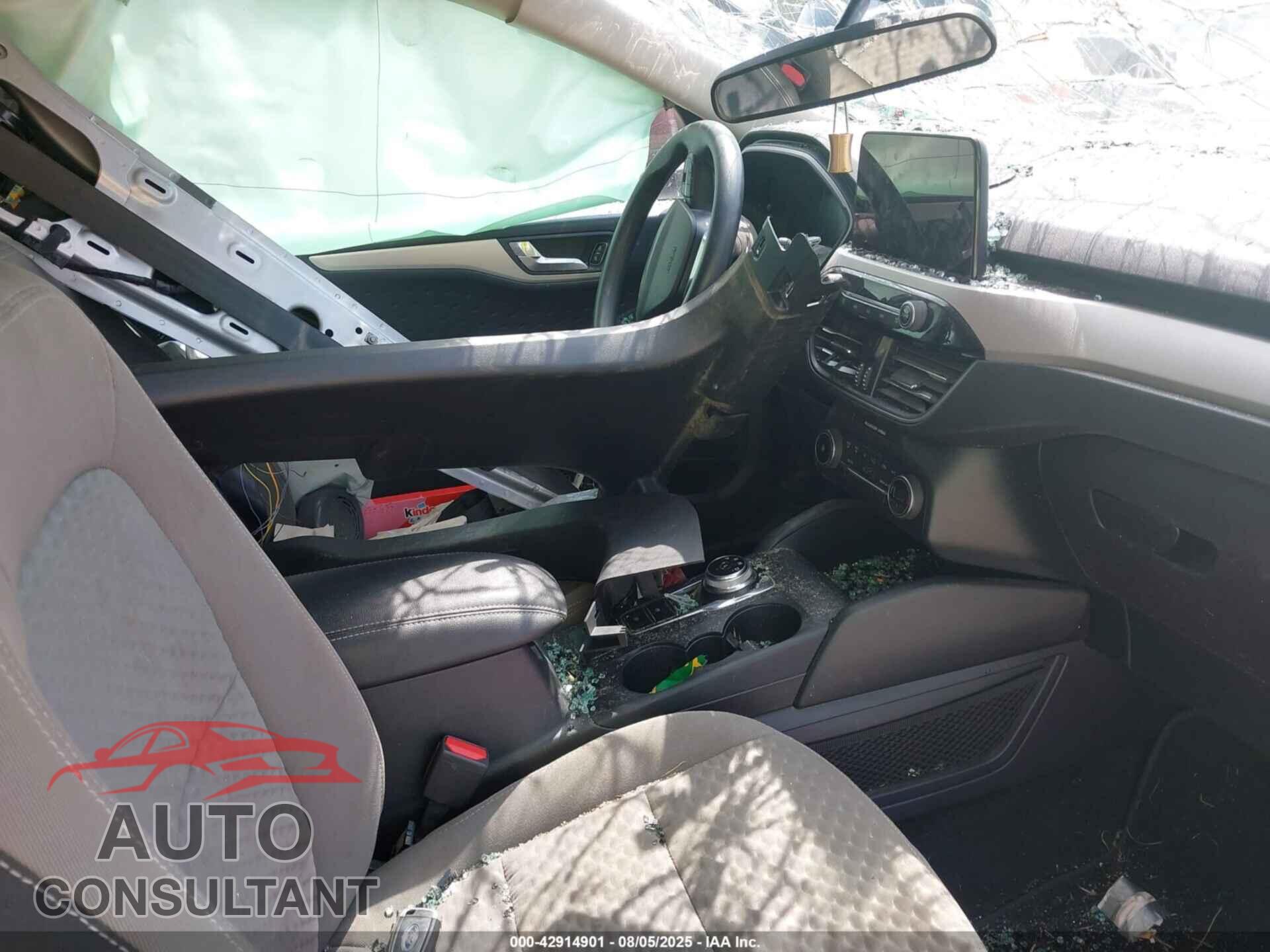 FORD ESCAPE 2020 - 1FMCU9G61LUA08701