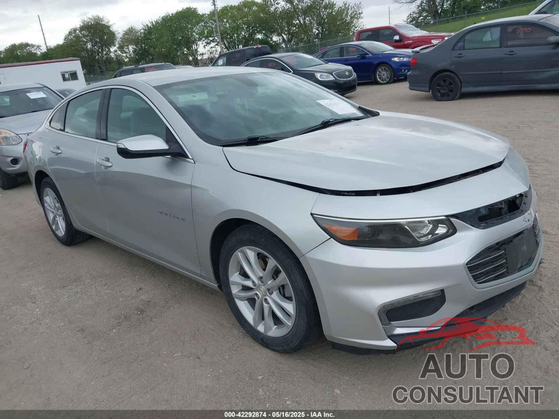 CHEVROLET MALIBU 2018 - 1G1ZD5ST1JF130120