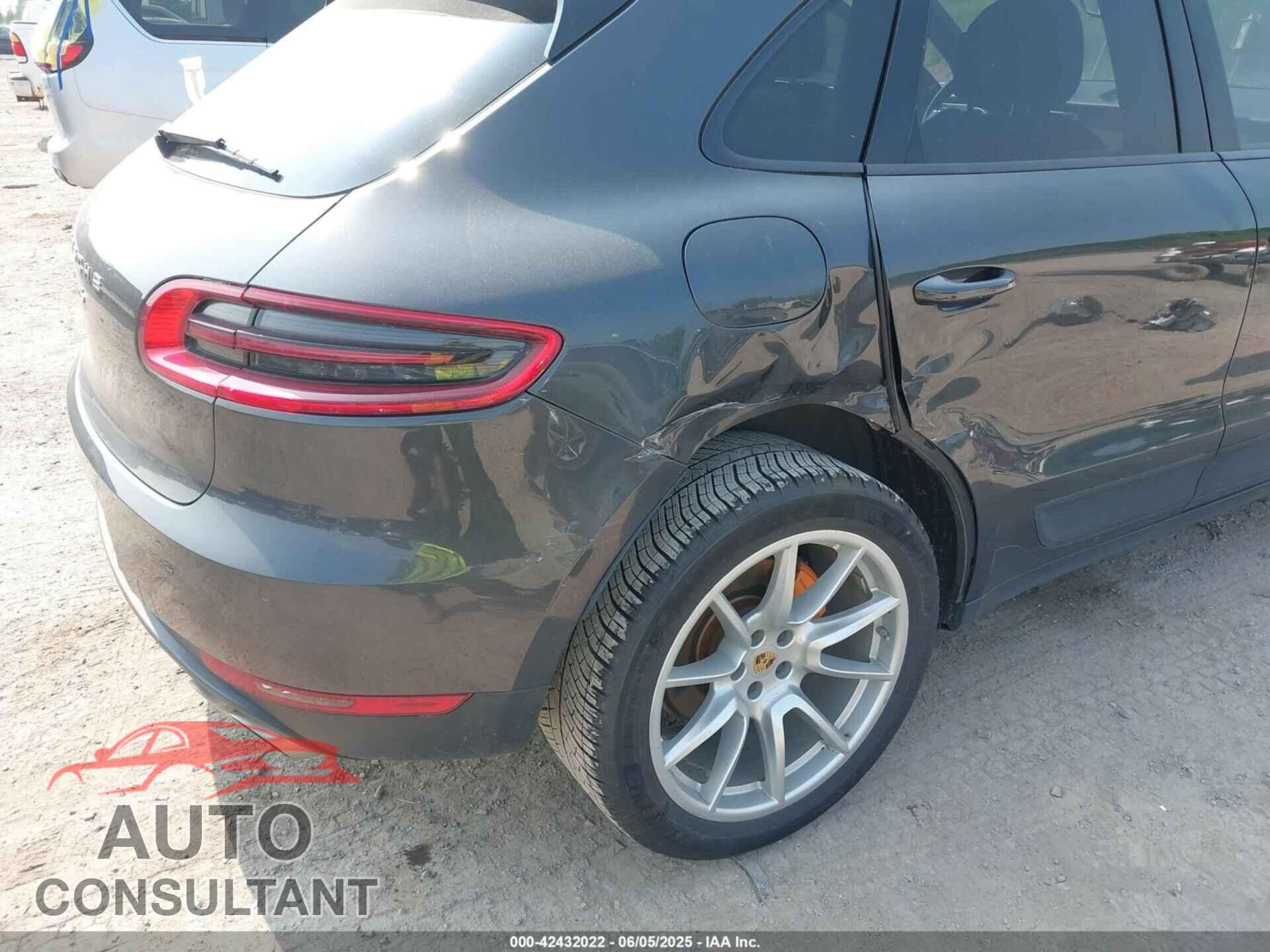 PORSCHE MACAN 2017 - WP1AB2A52HLB18385