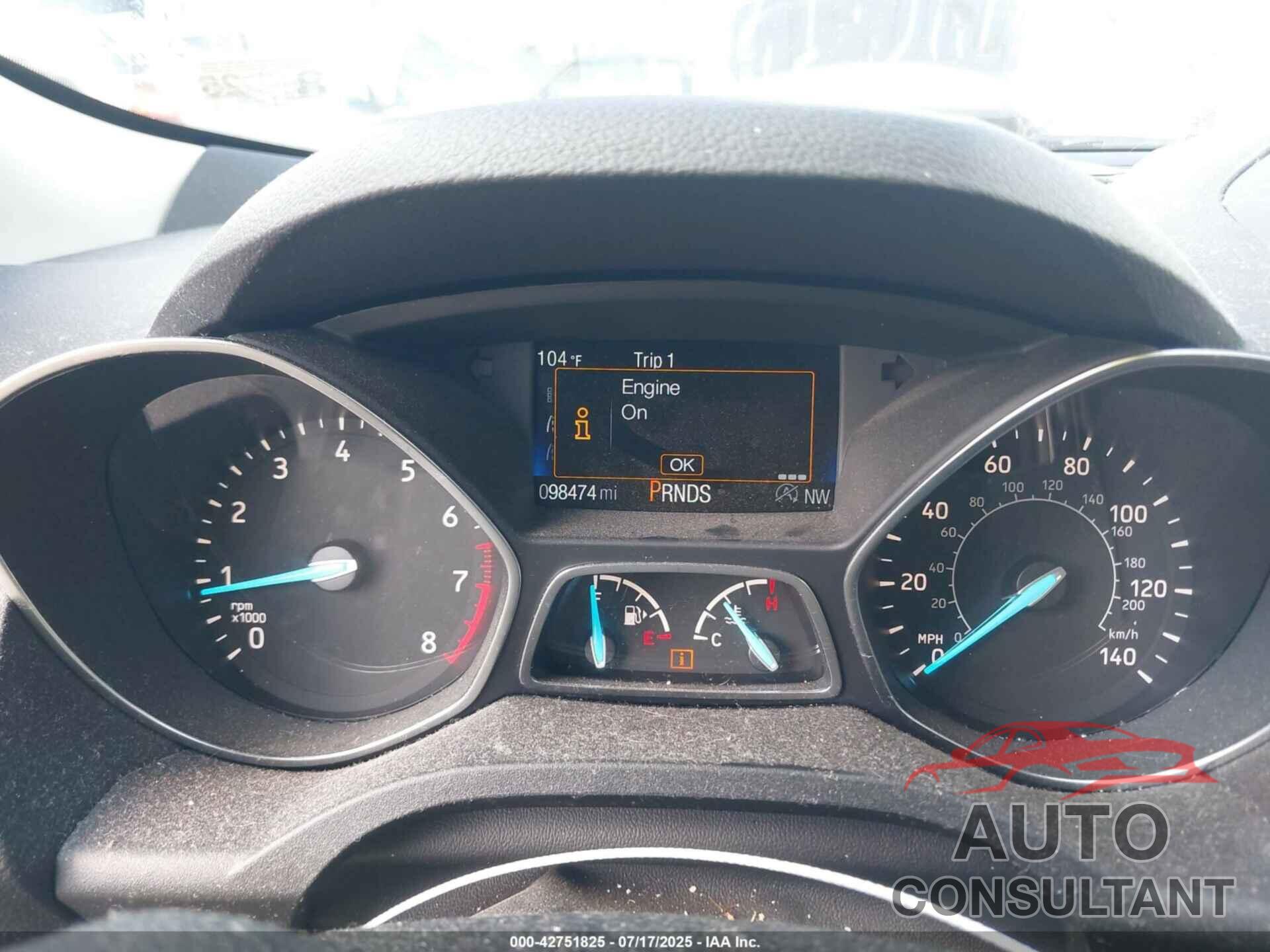 FORD ESCAPE 2017 - 1FMCU9GD0HUD01589