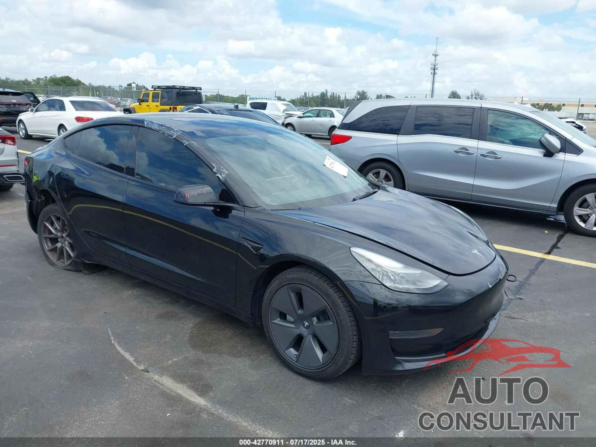 TESLA MODEL 3 2023 - 5YJ3E1EA4PF428641