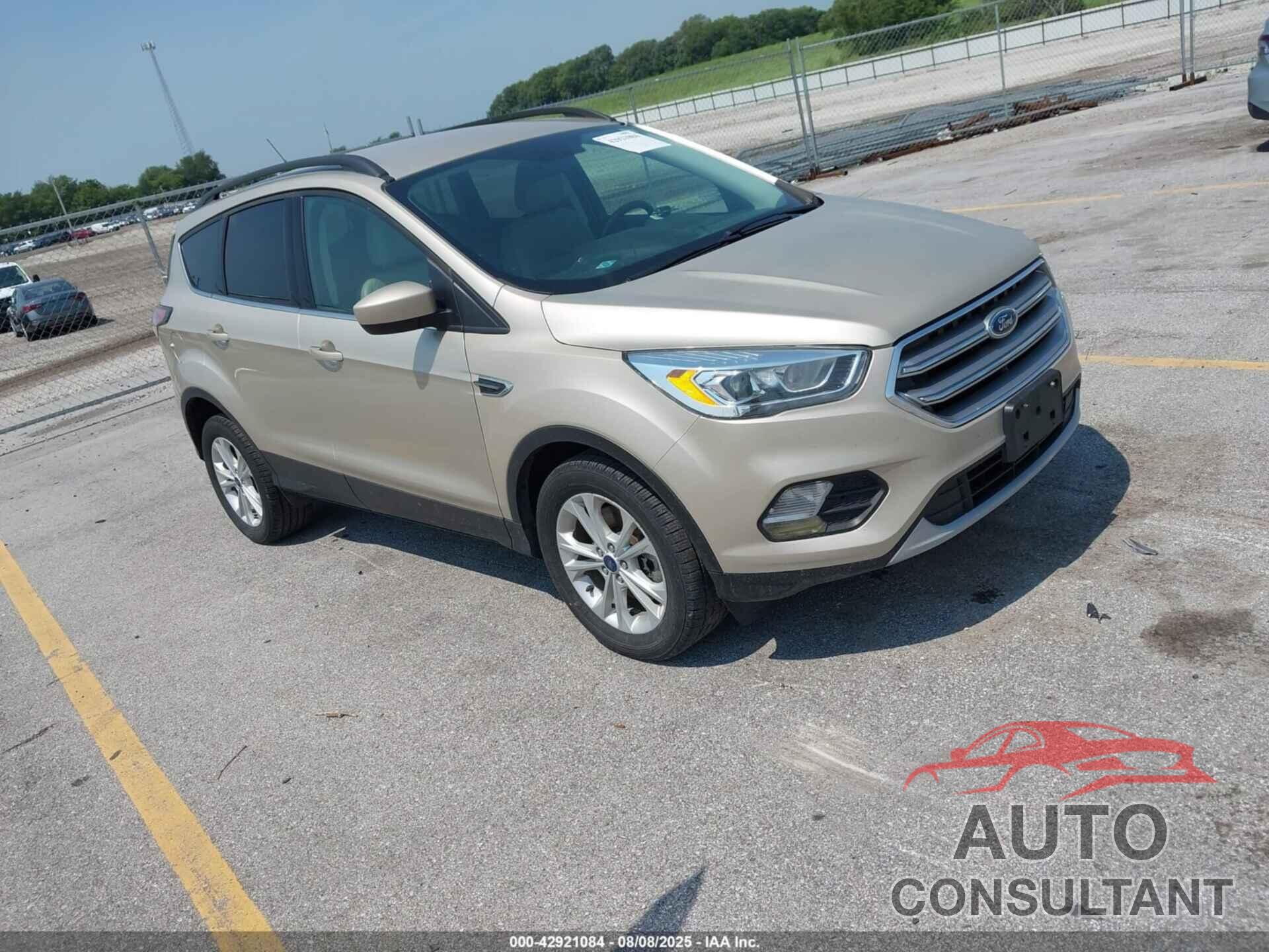 FORD ESCAPE 2017 - 1FMCU9GD7HUB43431