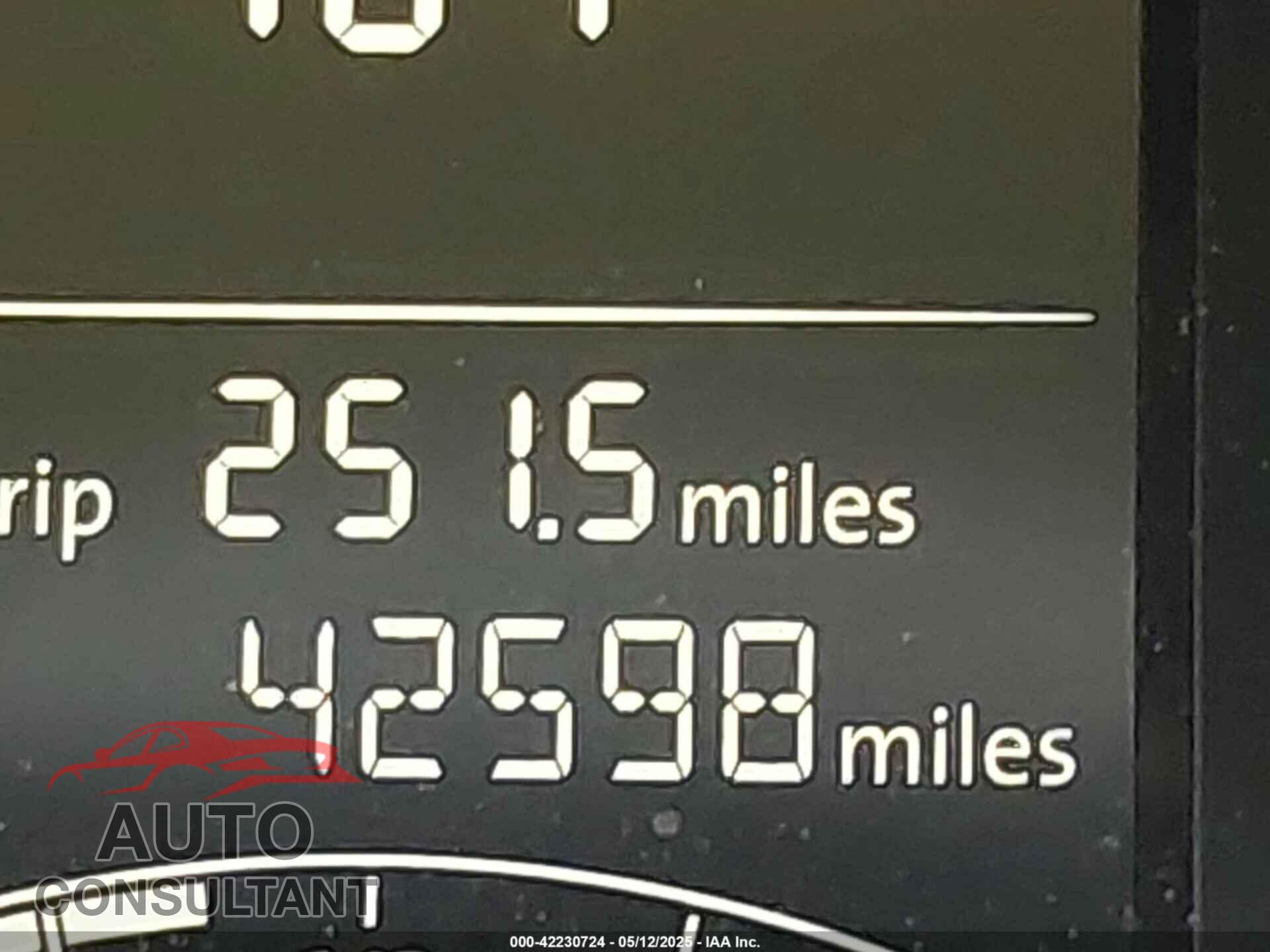 VOLKSWAGEN JETTA 2017 - 3VW2B7AJ9HM381047