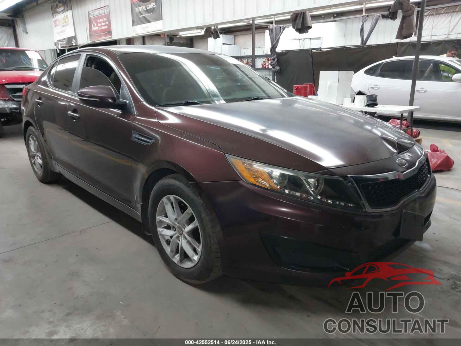 KIA OPTIMA 2011 - KNAGM4A77B5055876