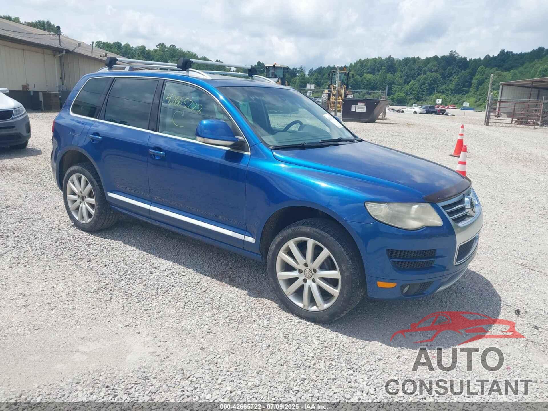 VOLKSWAGEN TOUAREG 2010 - WVGBF7A95AD000451