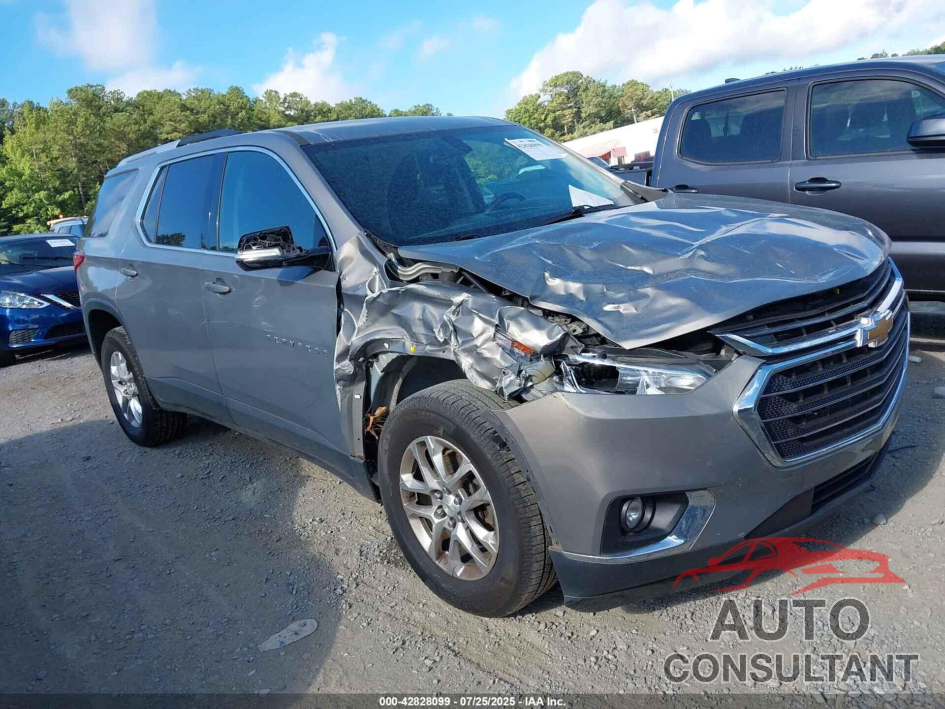 CHEVROLET TRAVERSE 2018 - 1GNERGKW4JJ142585