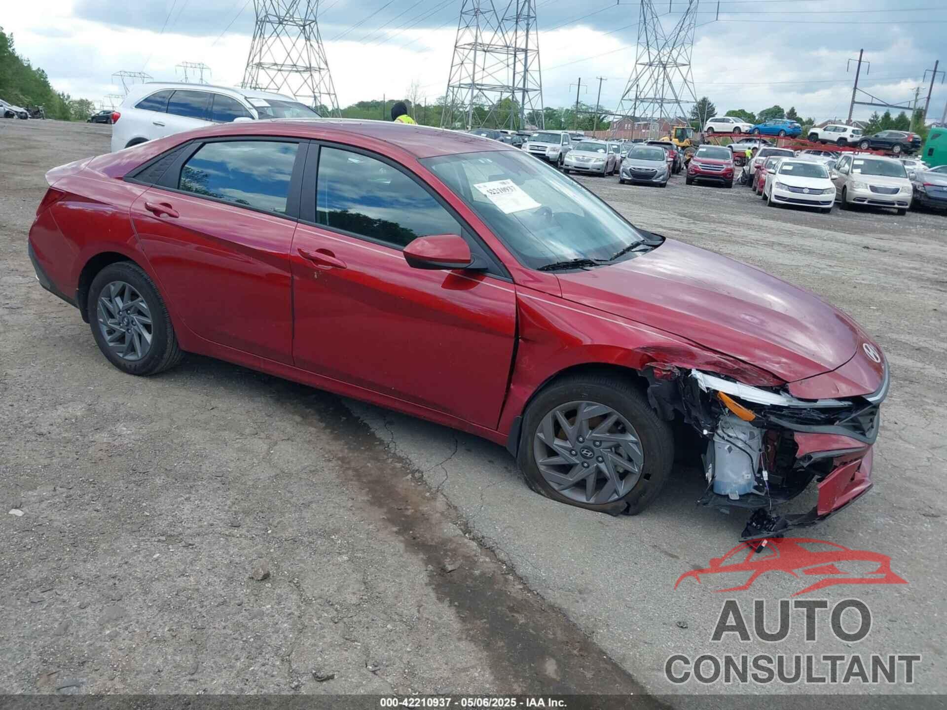 HYUNDAI ELANTRA 2024 - KMHLM4DG3RU688285
