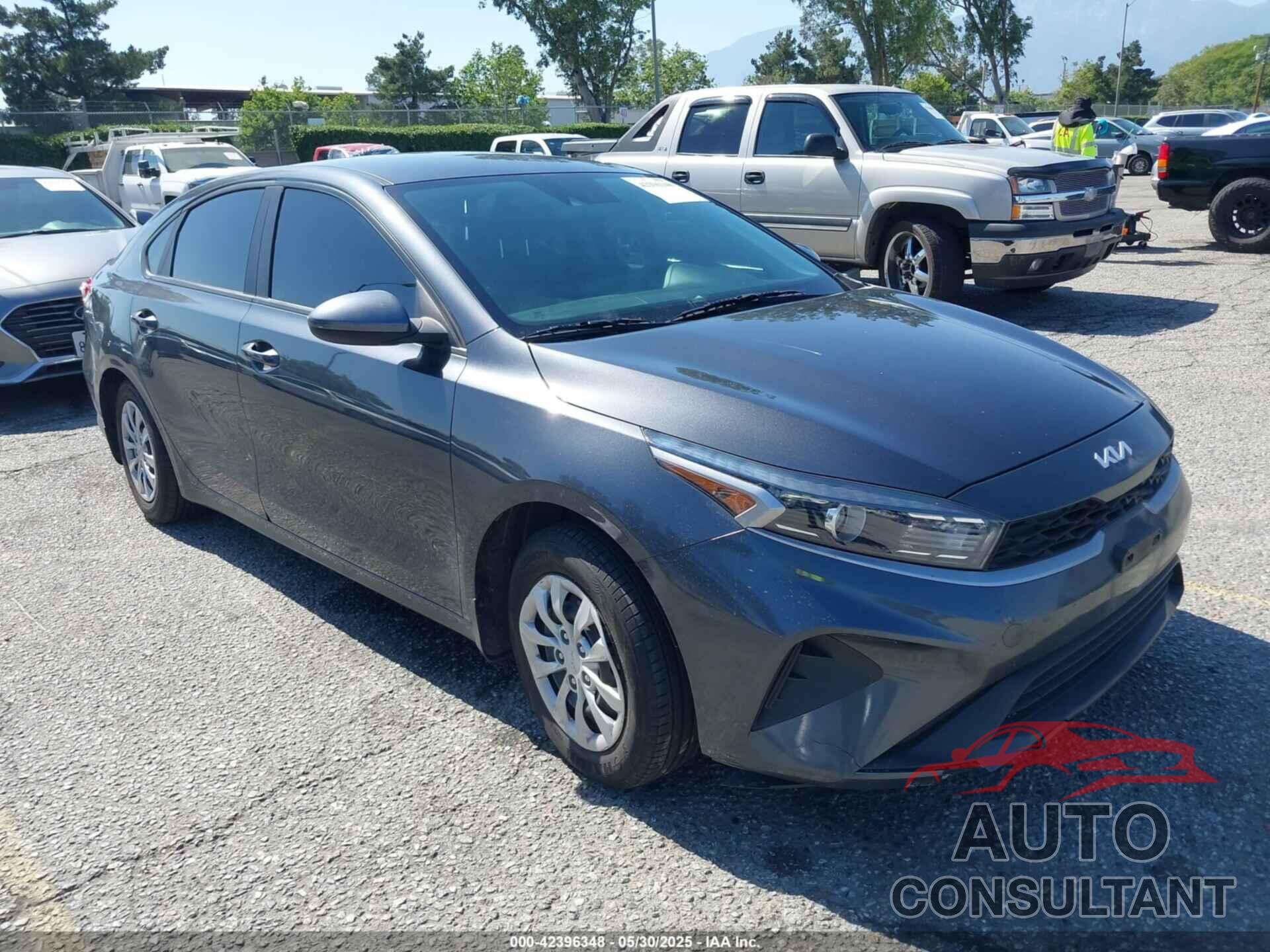 KIA FORTE 2023 - 3KPF24AD7PE520601