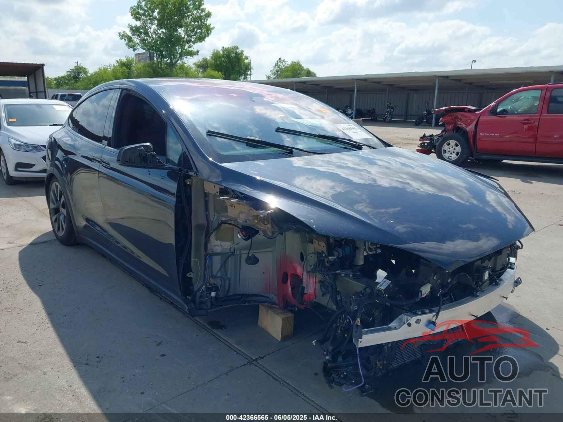 TESLA MODEL X 2024 - 7SAXCBE53RF459353