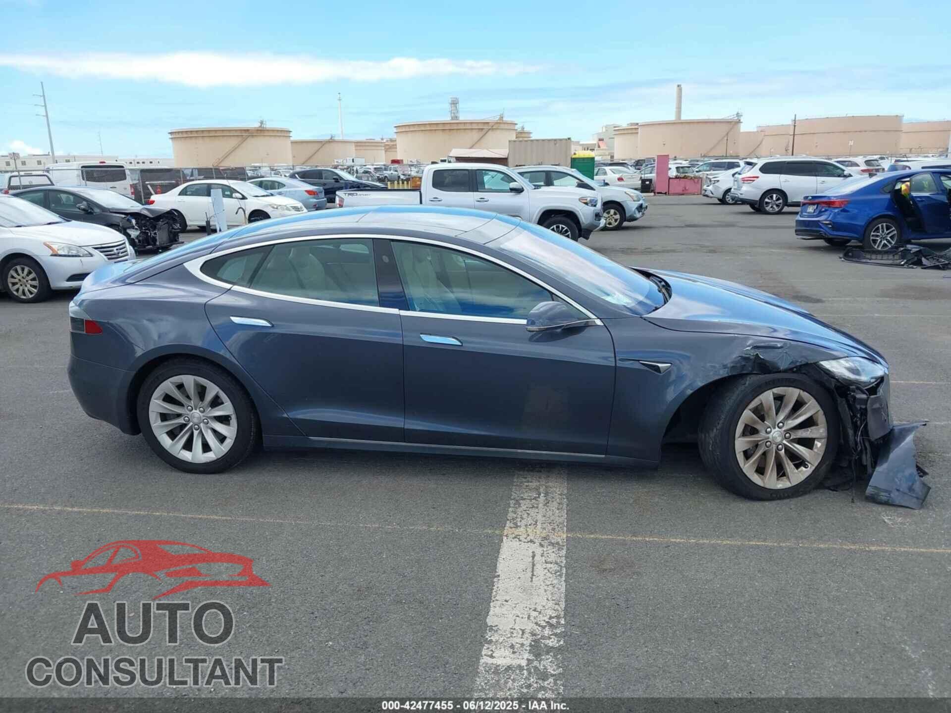 TESLA MODEL S 2017 - 5YJSA1E2XHF190425