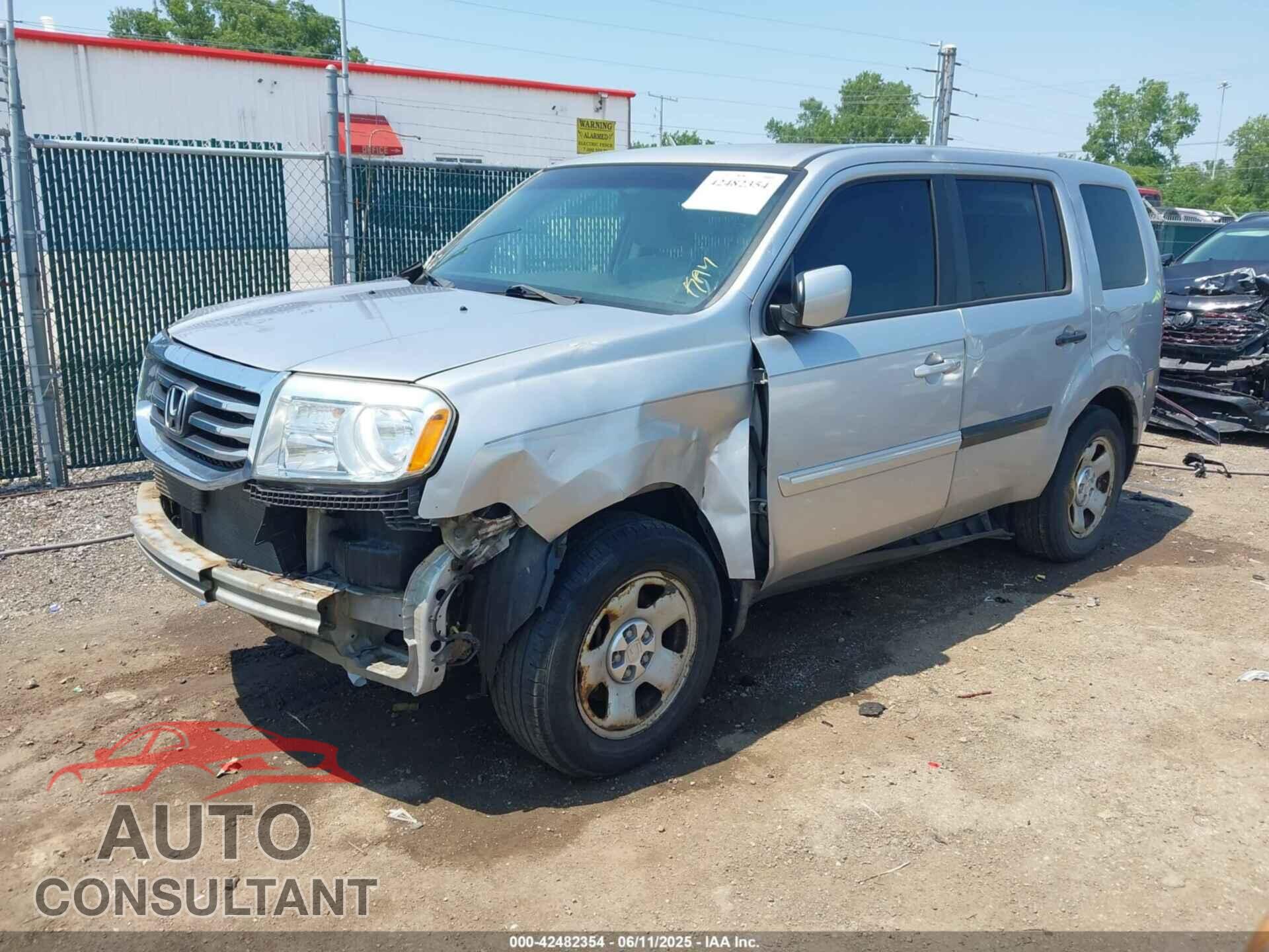 HONDA PILOT 2012 - 5FNYF4H21CB012839