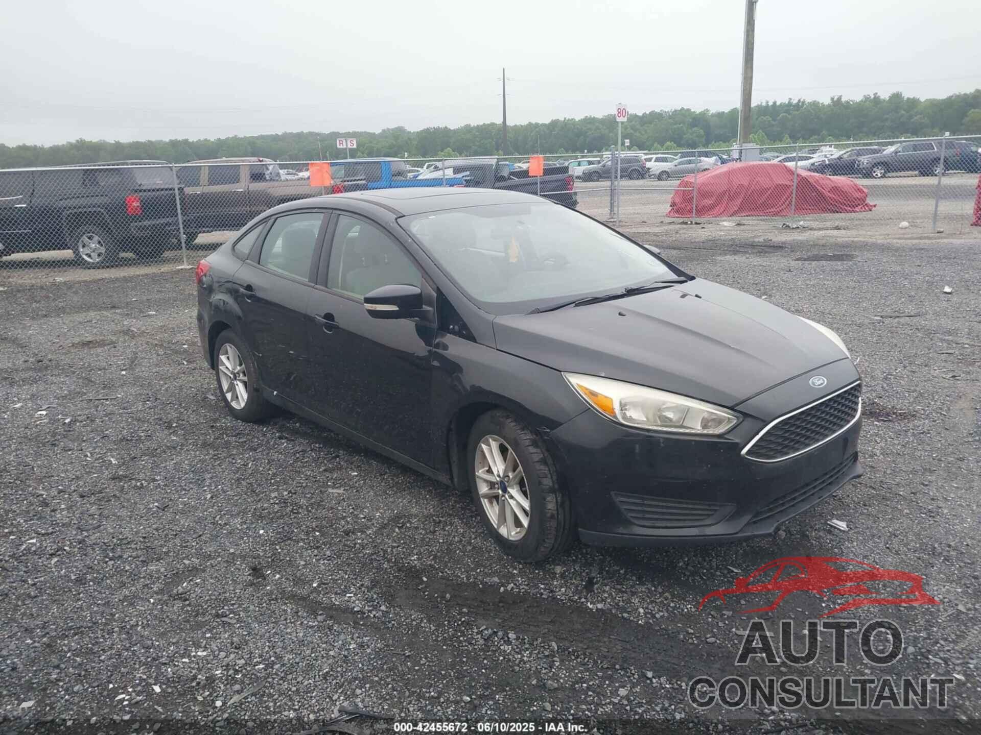 FORD FOCUS 2015 - 1FADP3F26FL262710