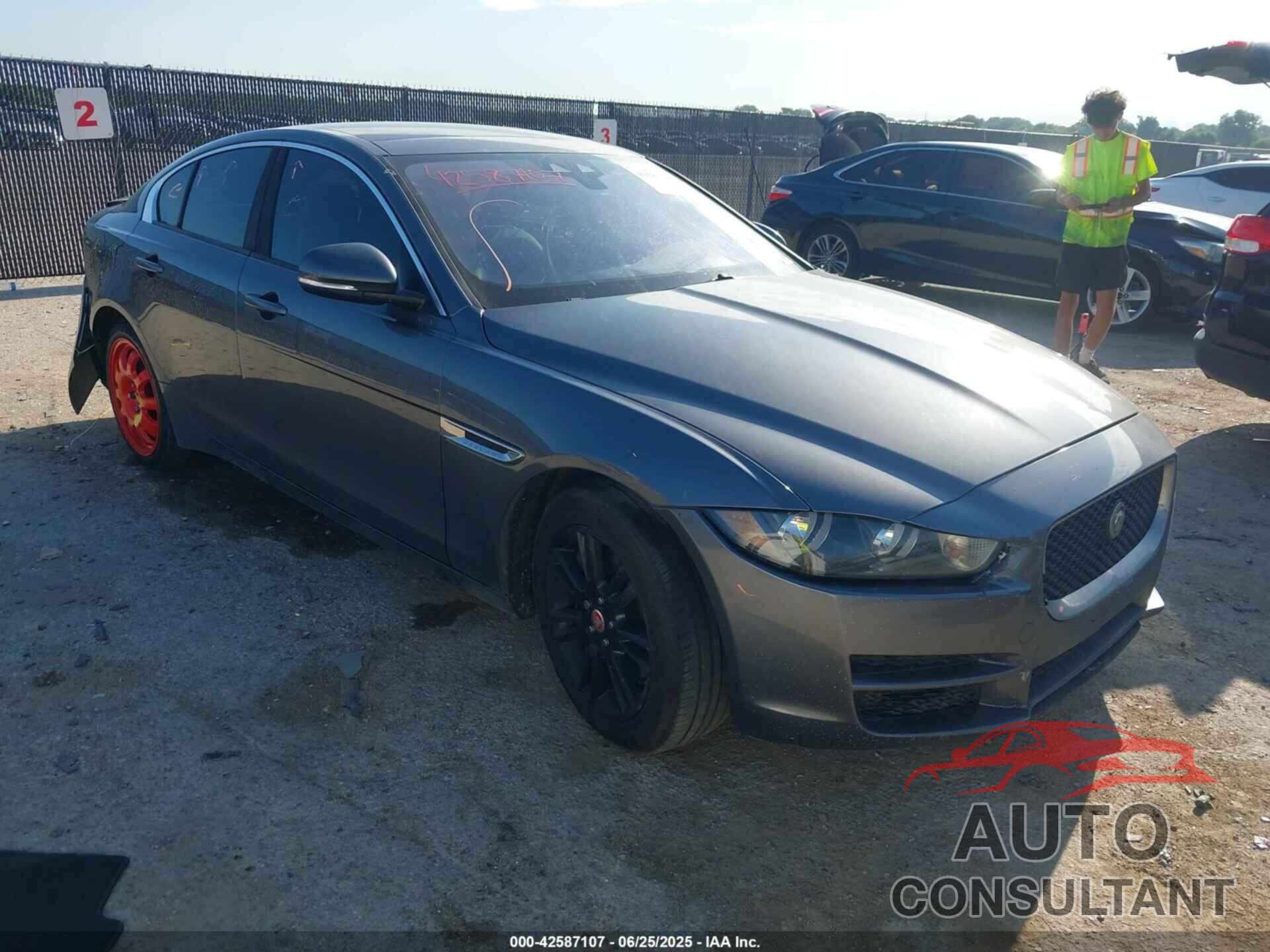 JAGUAR XE 2017 - SAJAD4BG0HA971534