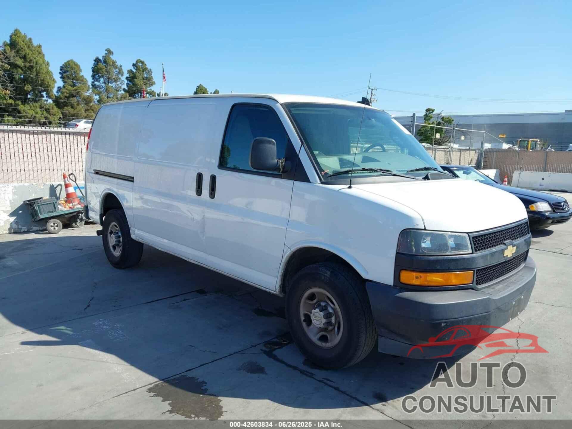 CHEVROLET EXPRESS CARGO 2021 - 1GCWGAFP5M1154767
