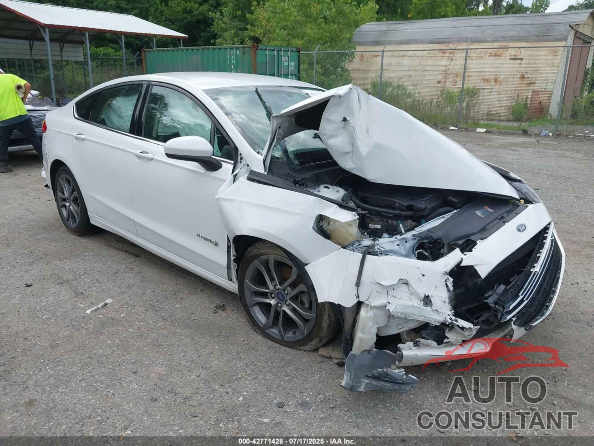 FORD FUSION HYBRID 2017 - 3FA6P0LU1HR285667