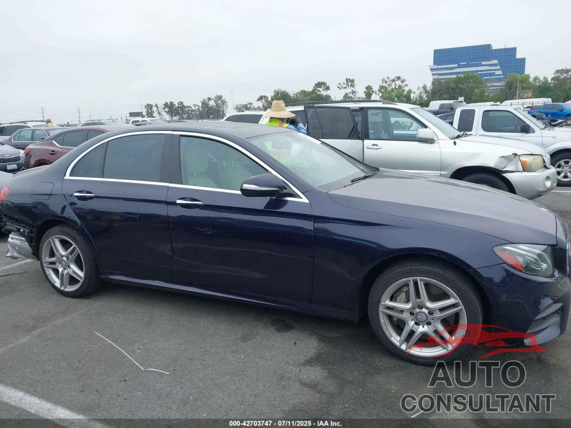 MERCEDES-BENZ E 300 2017 - WDDZF4JB2HA034692