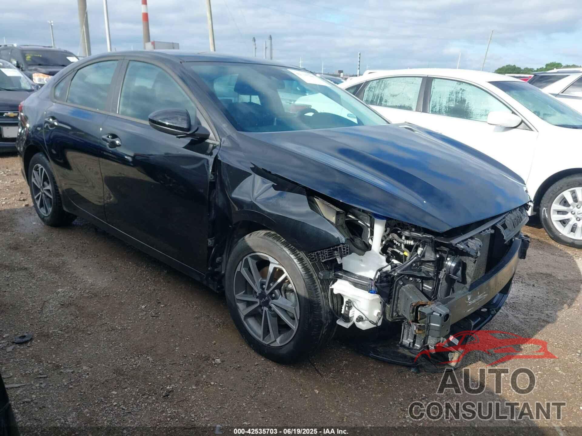 KIA FORTE 2024 - 3KPF24ADXRE726613