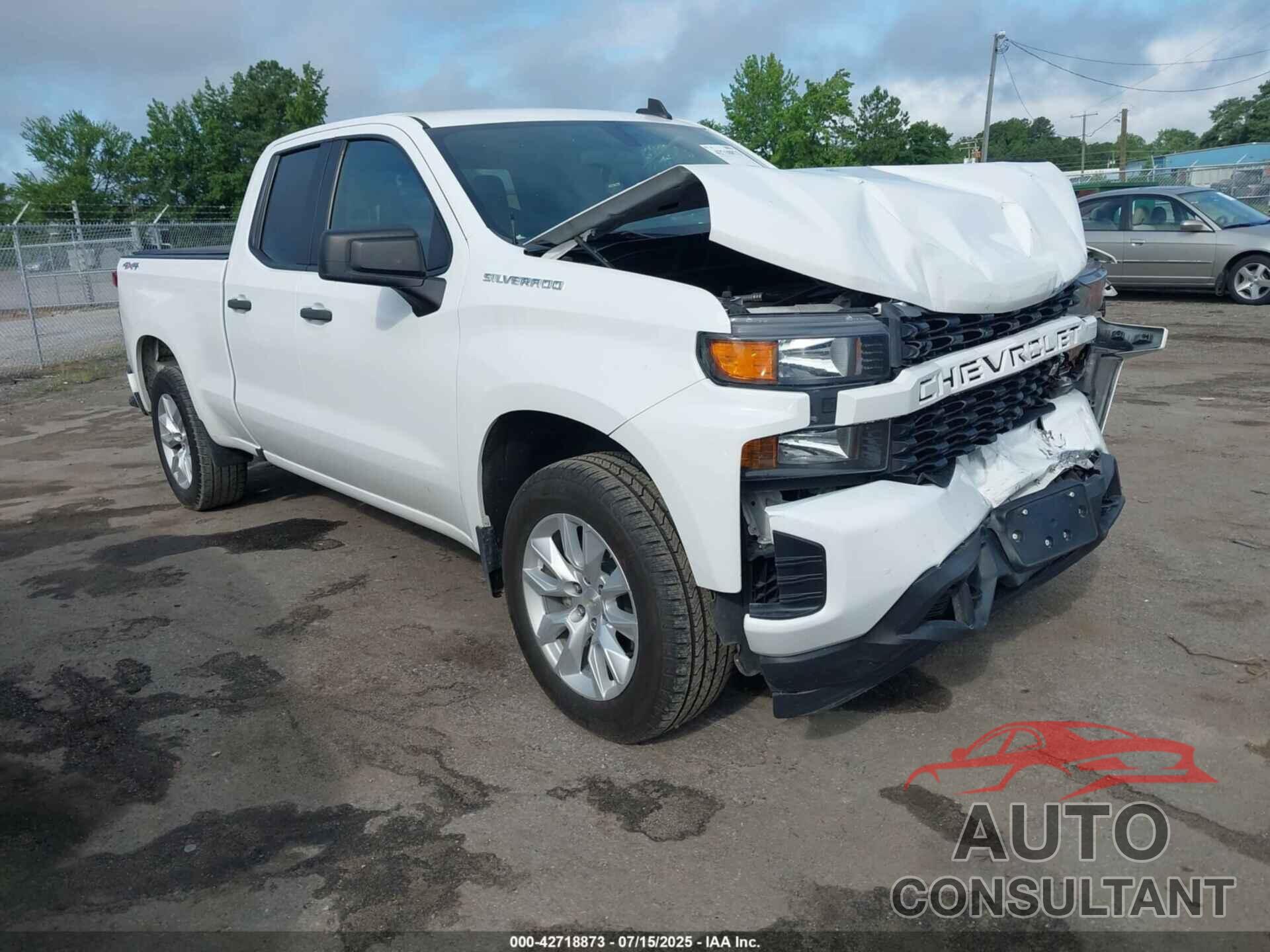 CHEVROLET SILVERADO 1500 2021 - 1GCRYBEK8MZ377733