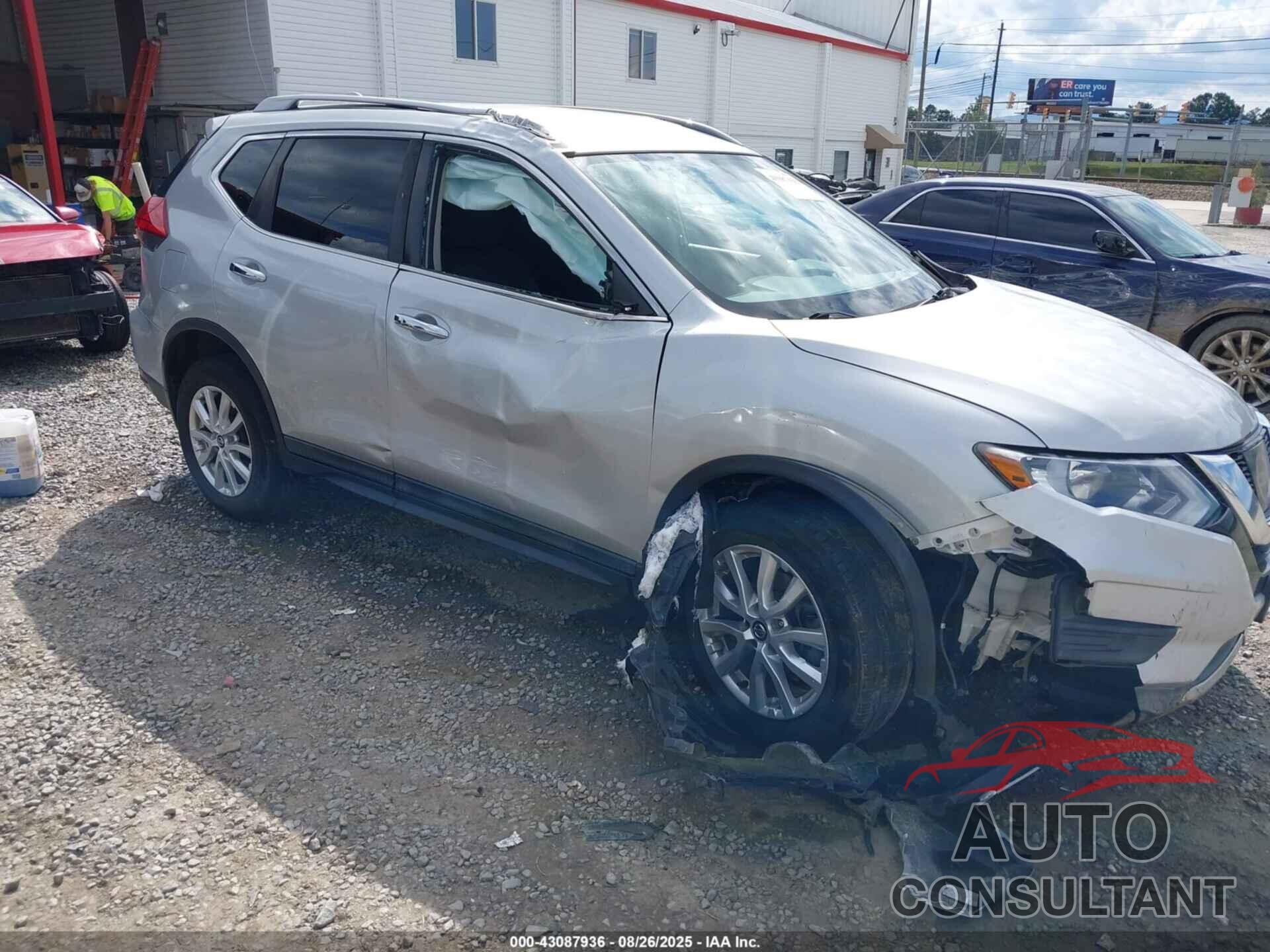 NISSAN ROGUE 2017 - 5N1AT2MV3HT881974