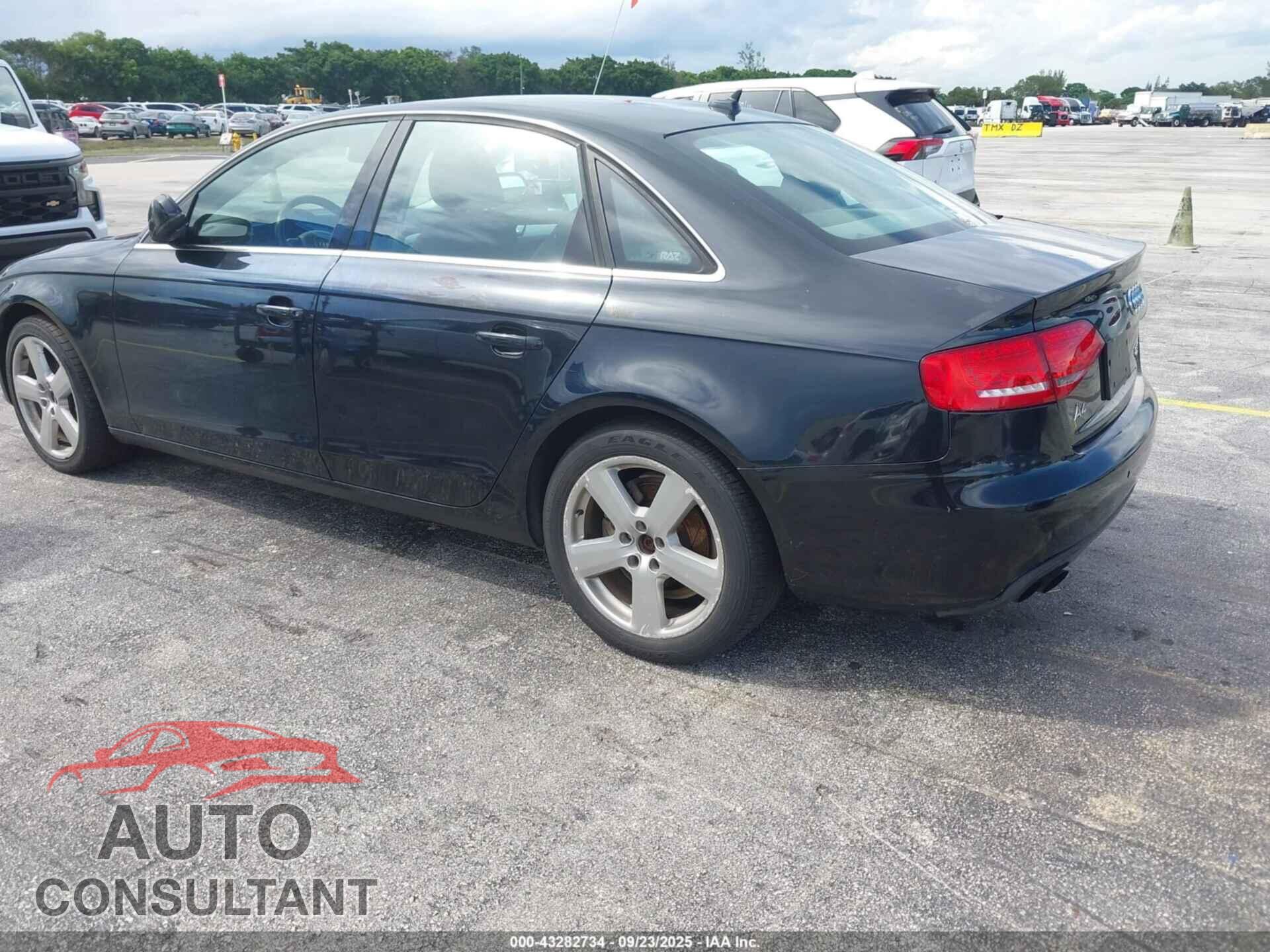 AUDI A4 2011 - WAUFFAFL8BN006101