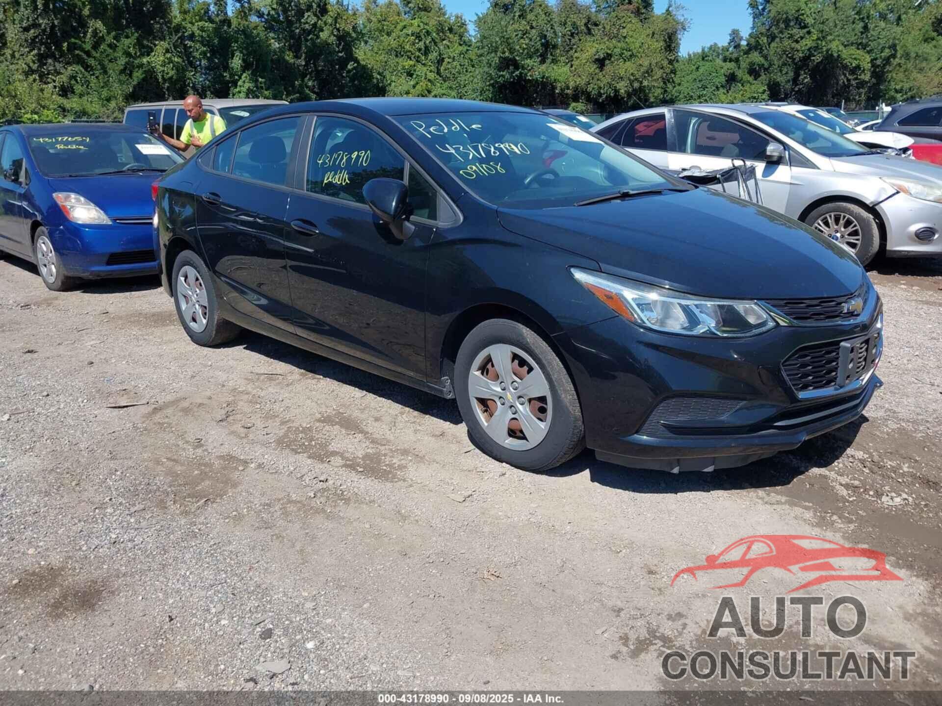 CHEVROLET CRUZE 2018 - 1G1BC5SM6J7141525
