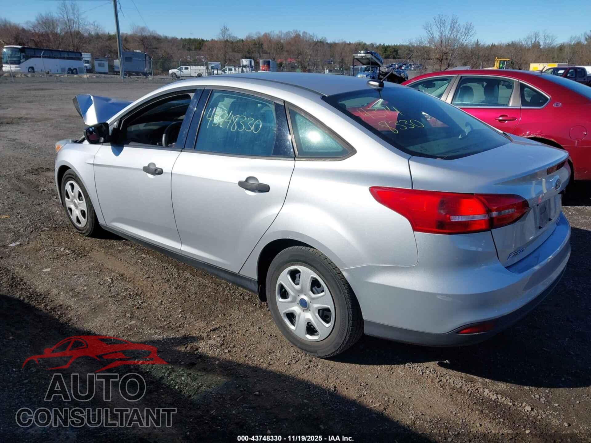 FORD FOCUS 2016 - 1FADP3E29GL389986