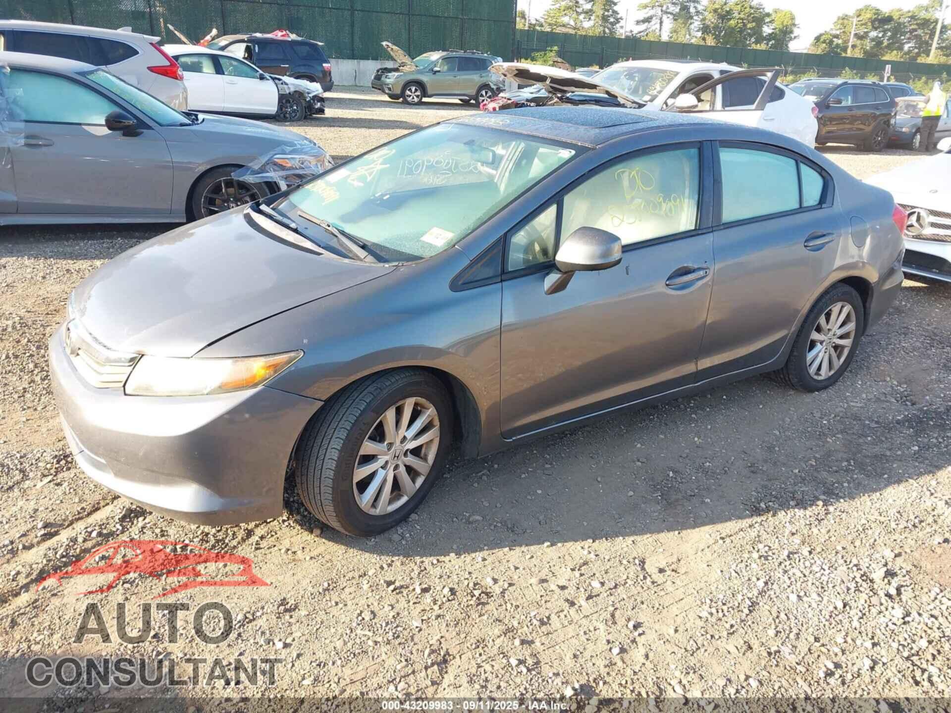 HONDA CIVIC 2012 - 2HGFB2F90CH520044