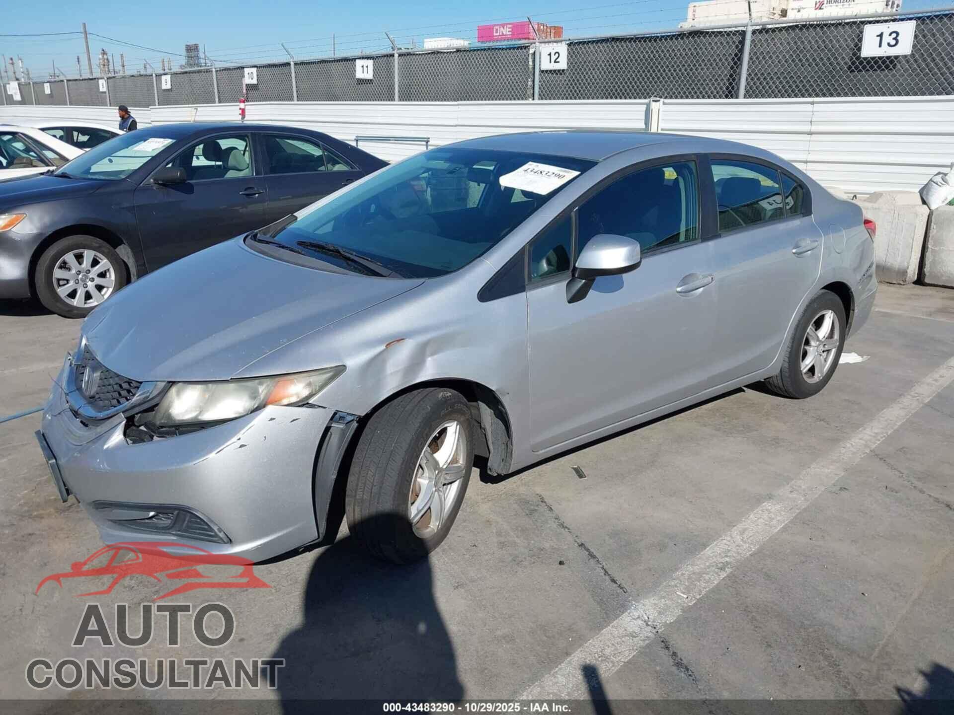 HONDA CIVIC 2013 - 19XFB2F58DE248724