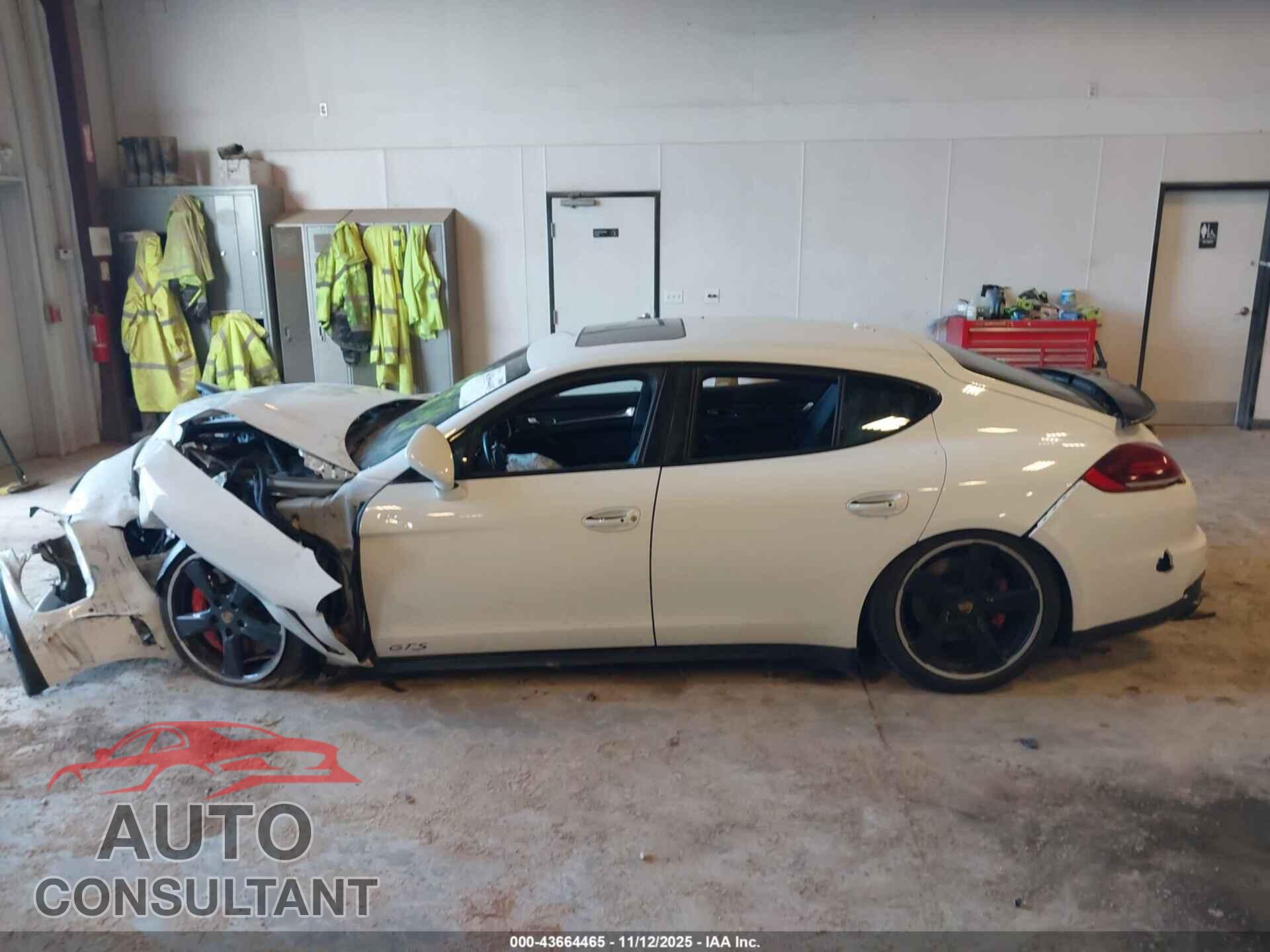 PORSCHE PANAMERA 2016 - WP0AF2A70GL080368