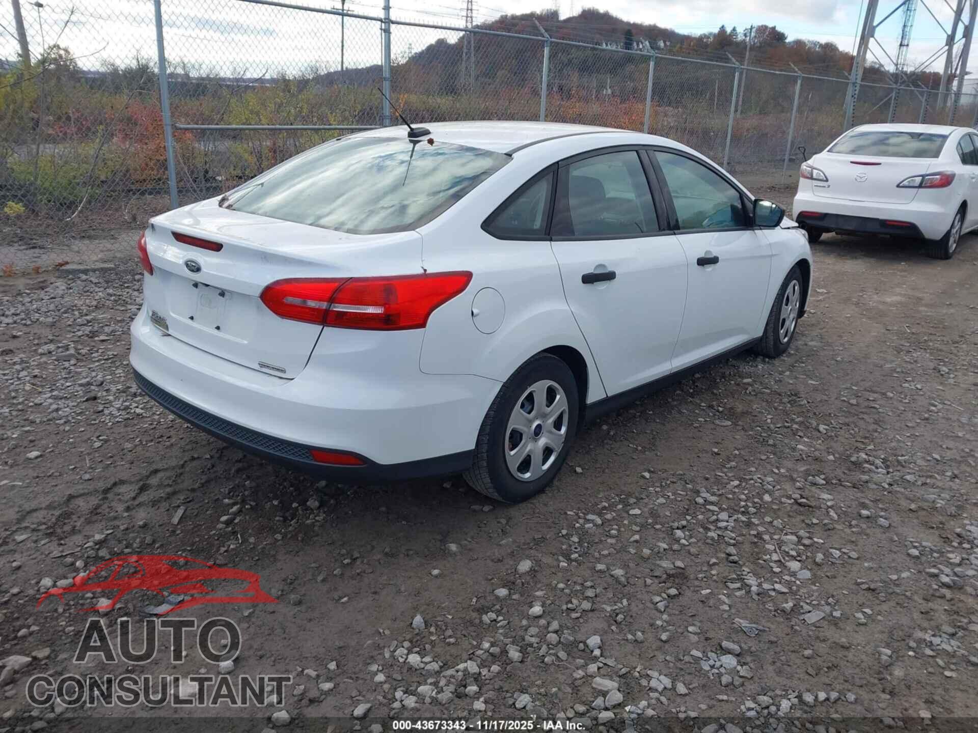 FORD FOCUS 2015 - 1FADP3E2XFL362777