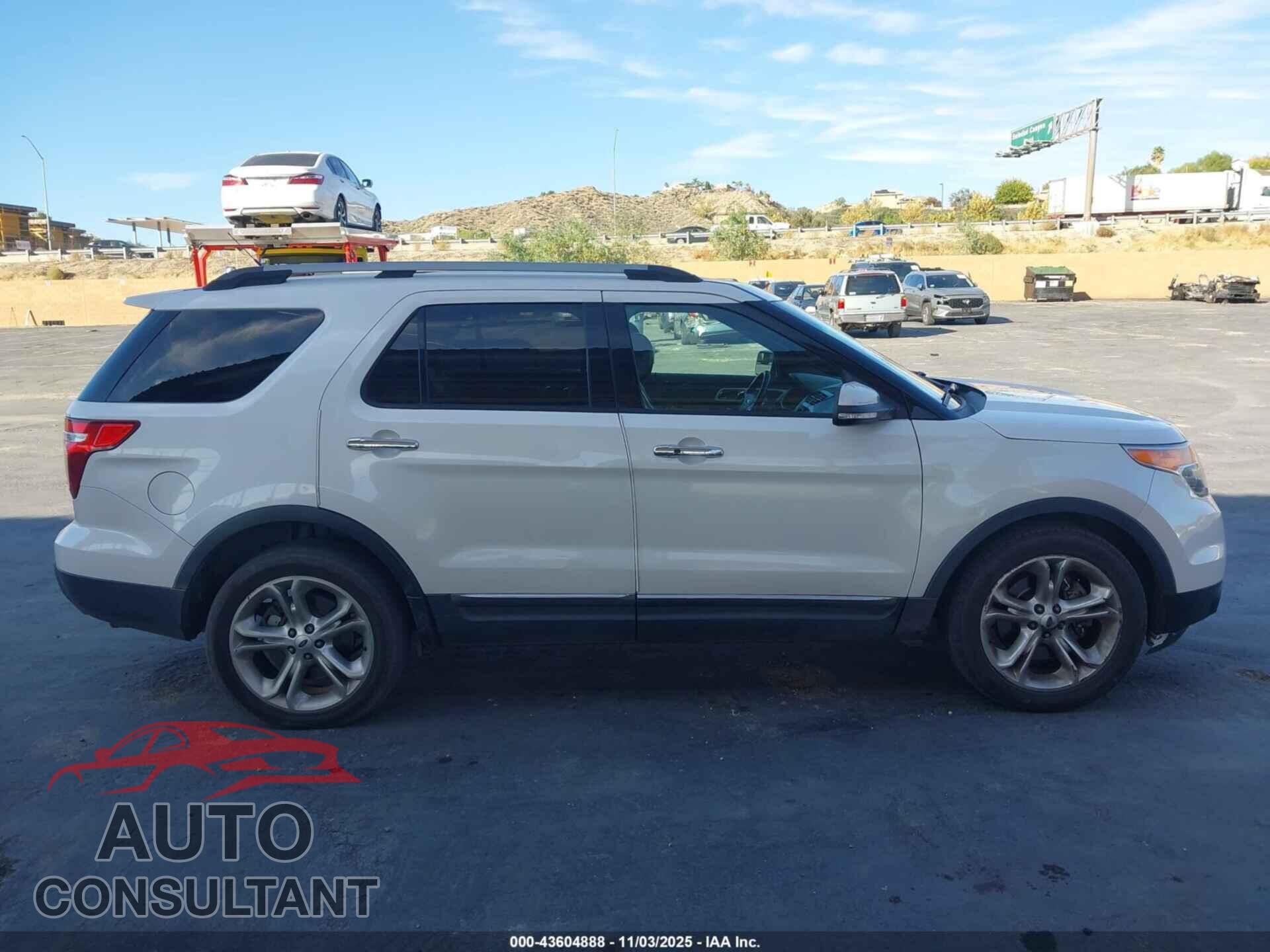 FORD EXPLORER 2013 - 1FM5K7F82DGC72015