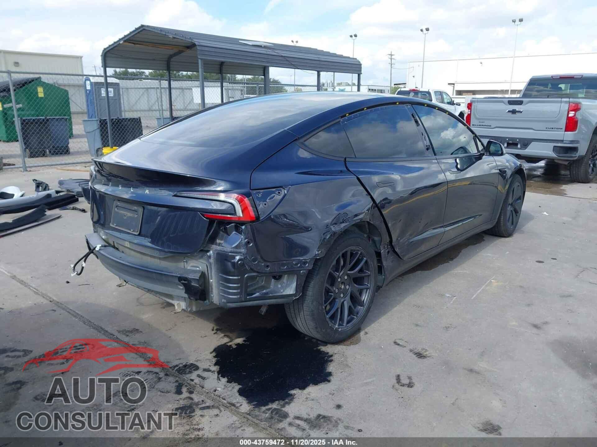 TESLA MODEL 3 2024 - 5YJ3E1EA5RF870038