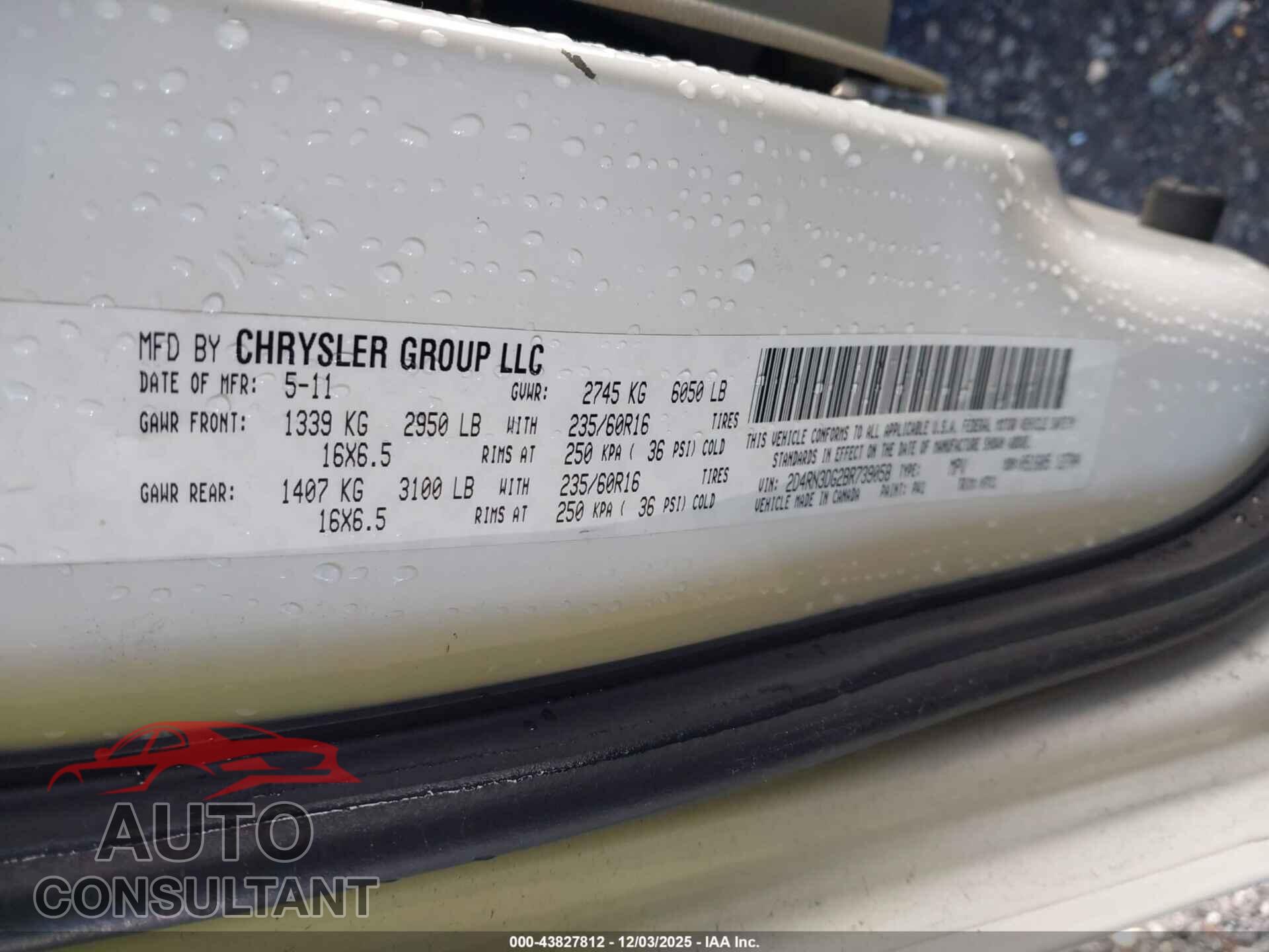 DODGE GRAND CARAVAN 2011 - 2D4RN3DG2BR739058